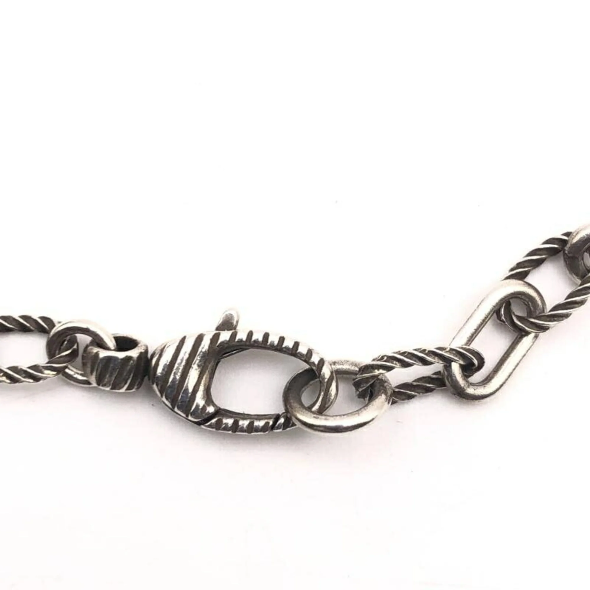 Interlocking G Pendant Necklace - Image 6