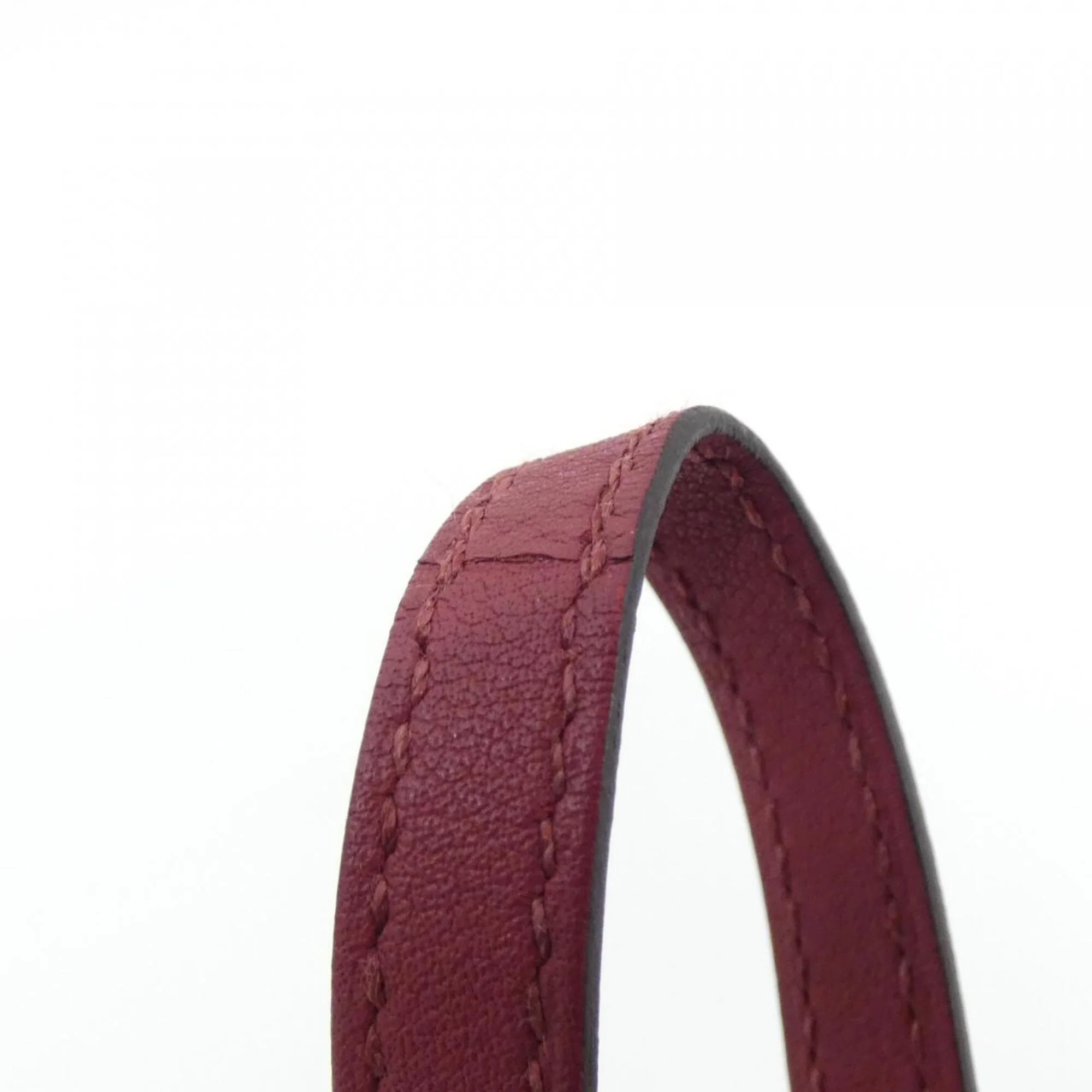 Au Coeur Du Faubourg Pendant Necklace Swift Leather Gold Rouge Grenat - Image 5