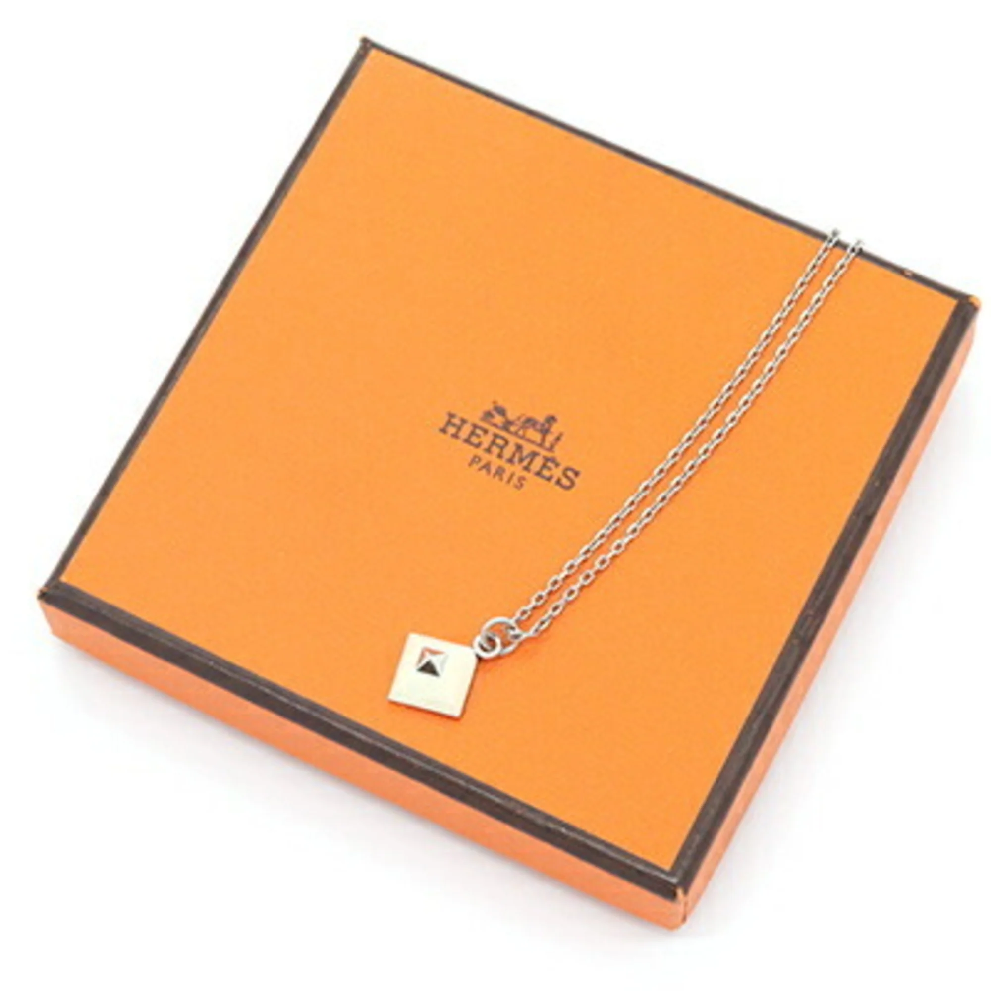 Medor Pendant Necklace Metal Ivory and Silver - Image 7