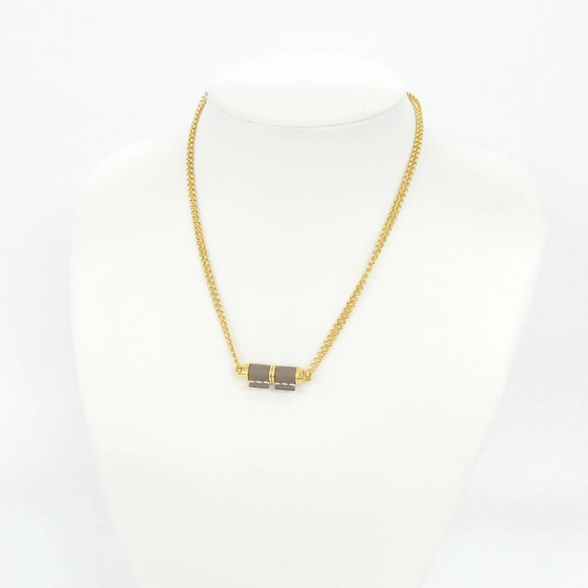 Pendant Necklace Swift Leather and Gold Etoupe Gray - Image 4