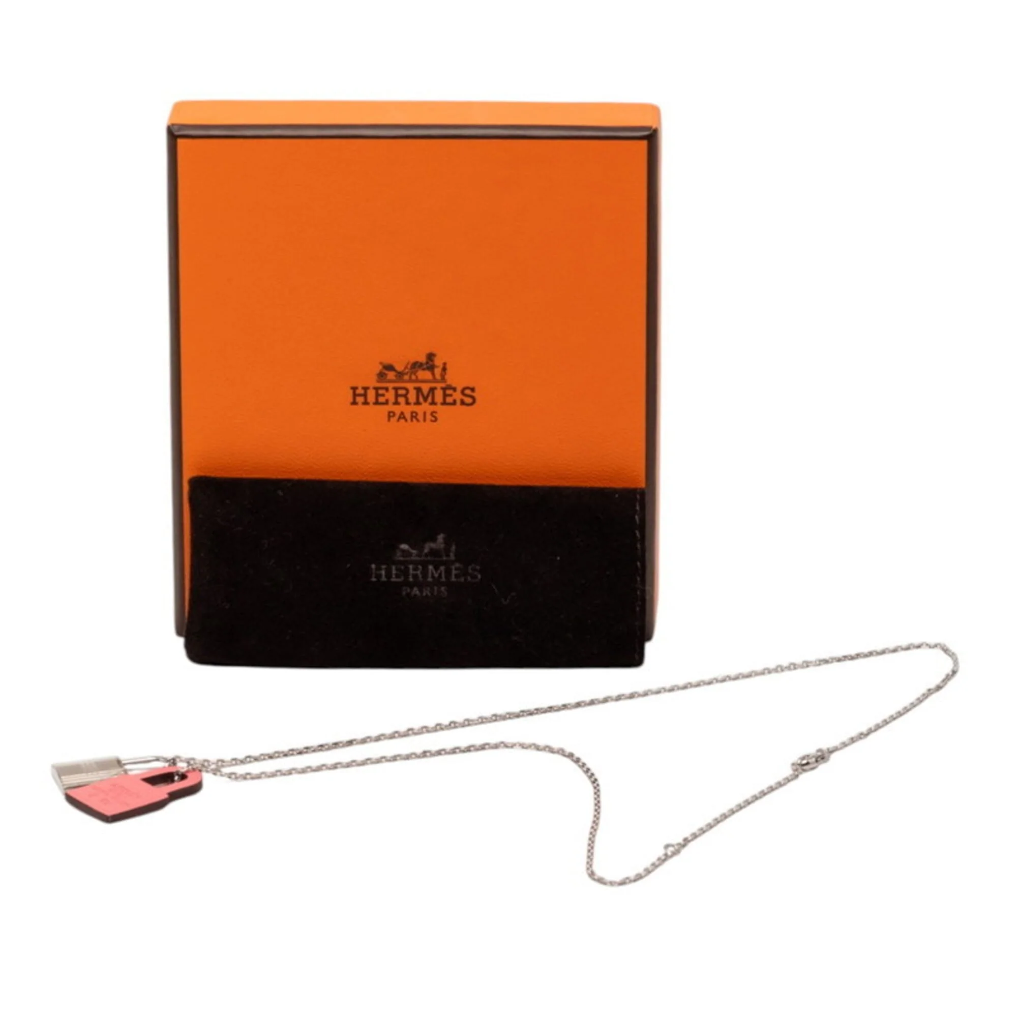 Pendant Necklace Swift Leather and Metal - Image 5