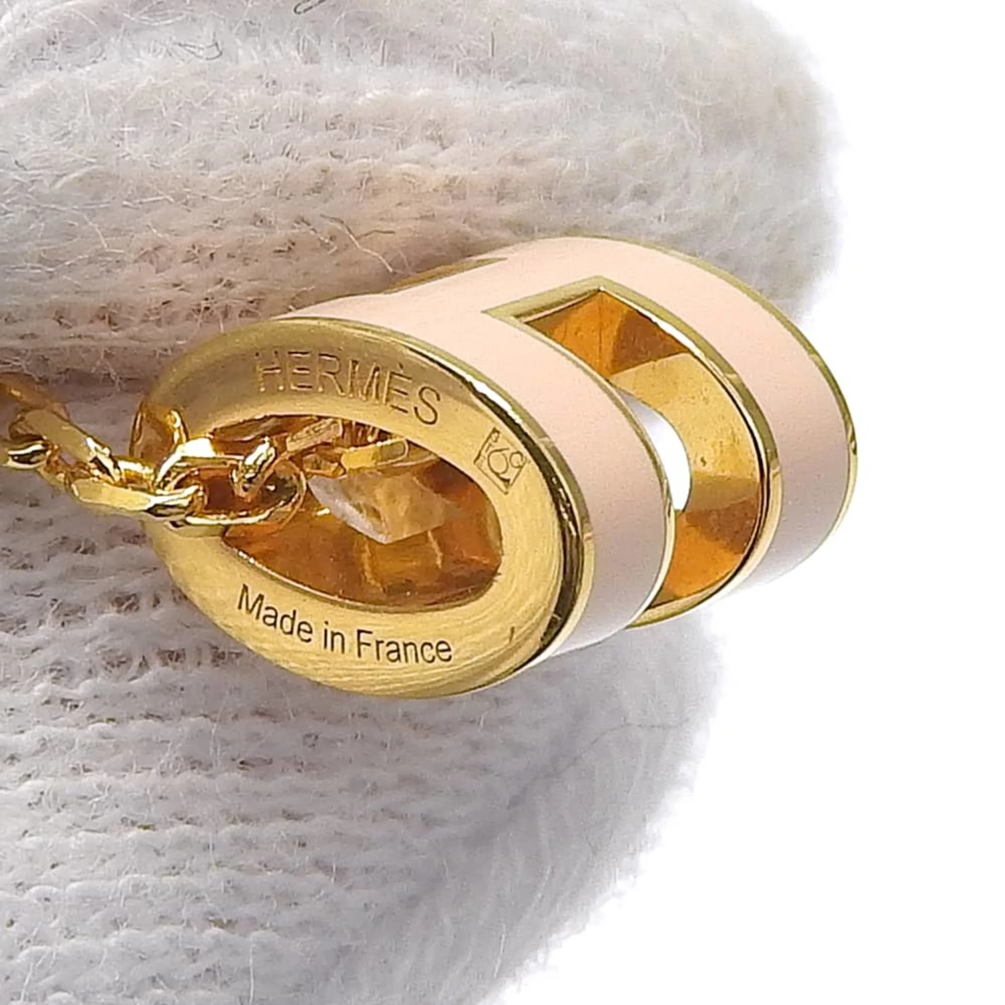 Pop H Pendant Necklace Gold-Tone Metal - Image 5