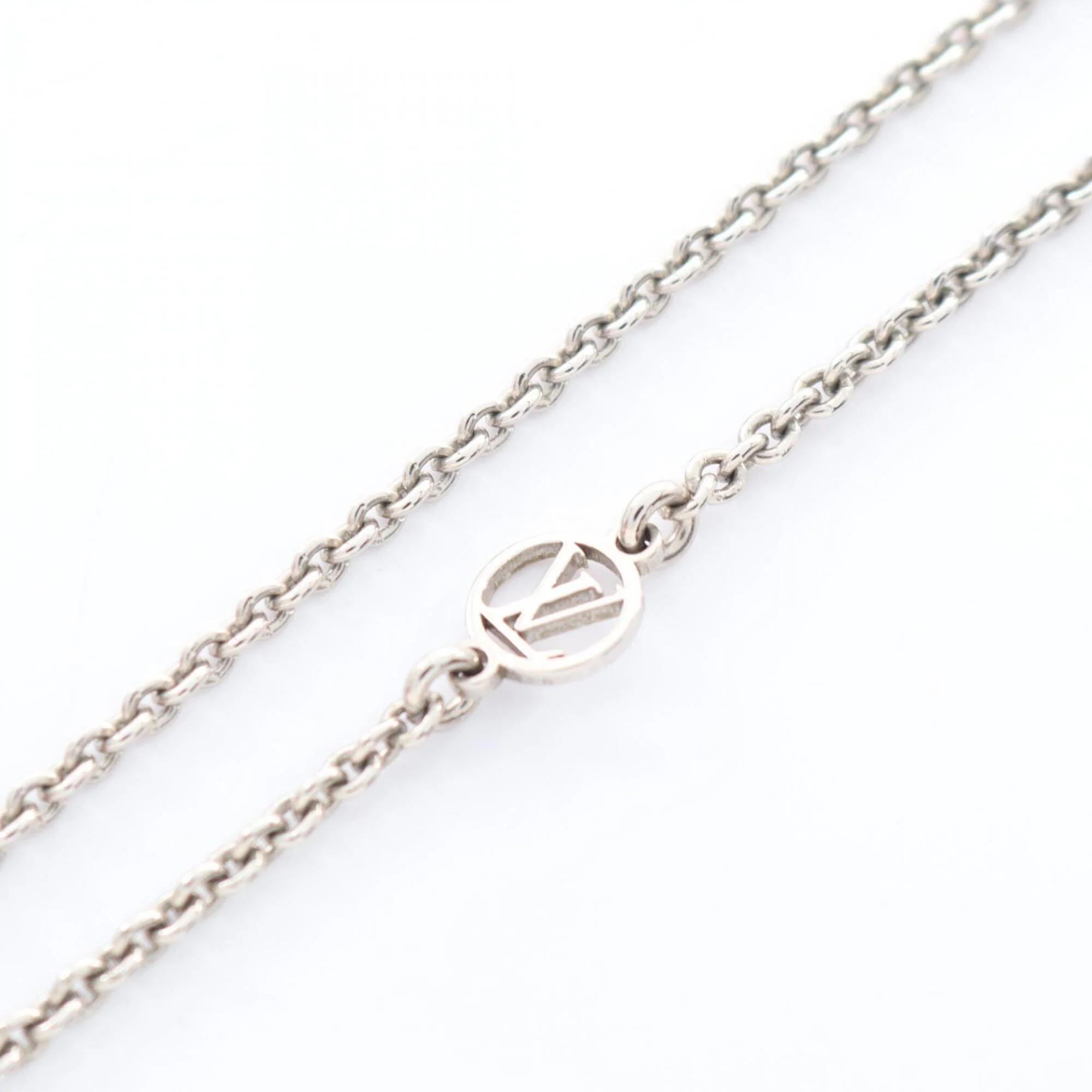 Essential V Pendant Necklace Stainless Steel - Image 7