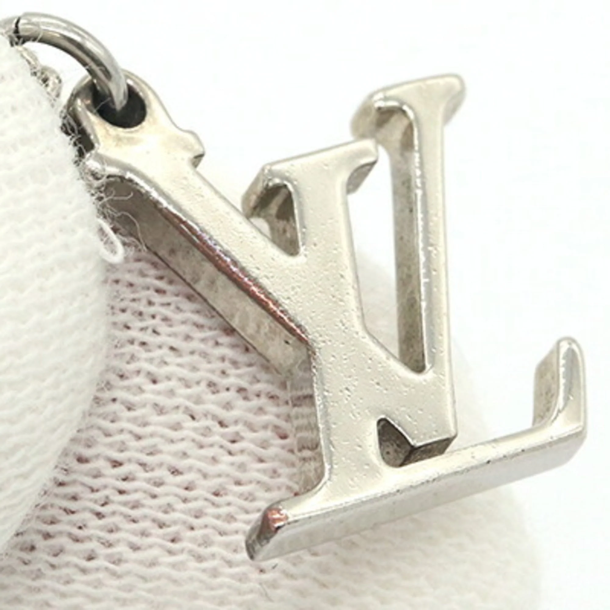 Pendant Necklace Leather and Metal - Image 5