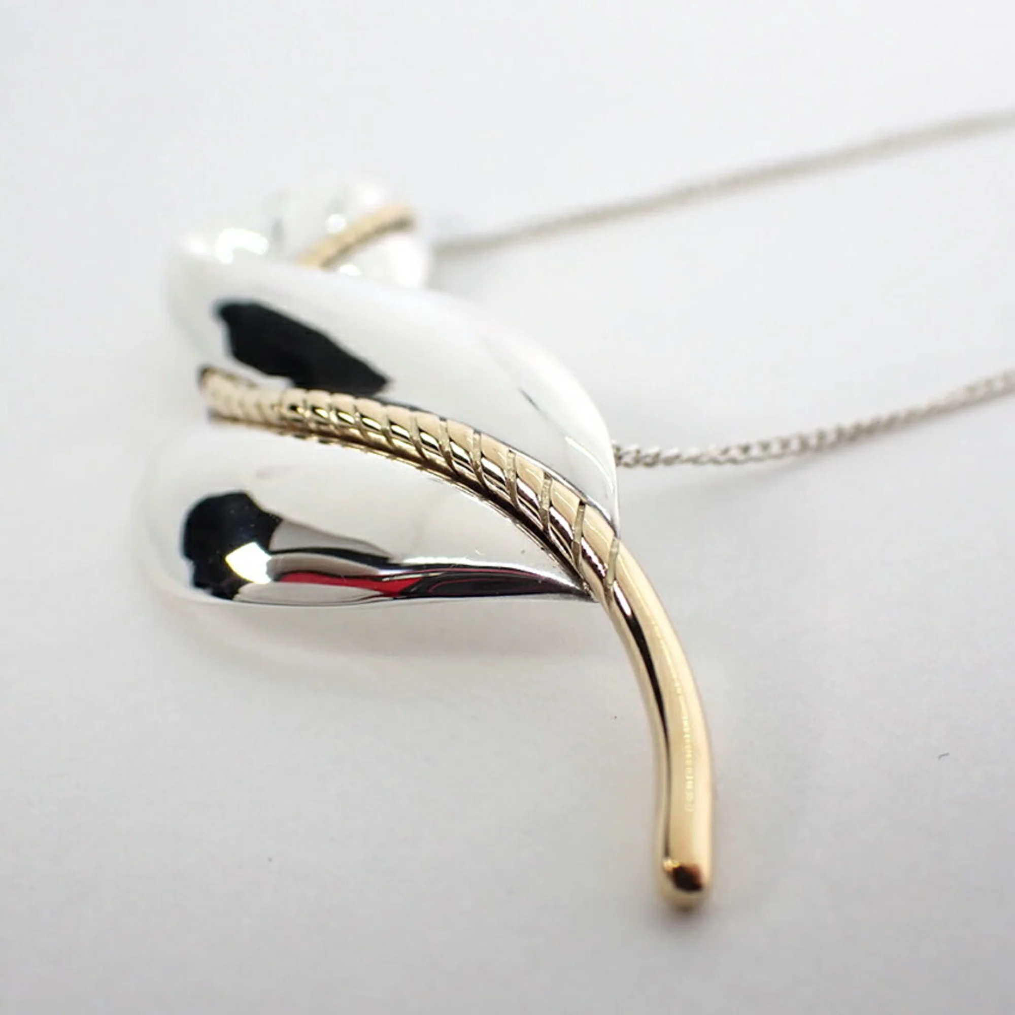 Leaf Pendant Necklace Sterling Silver and 18K Yellow Gold - Image 8