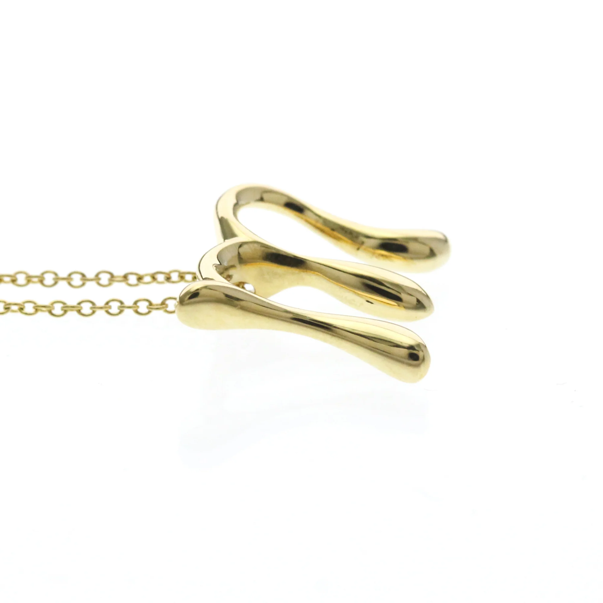 Letter M Pendant Necklace 18K Yellow Gold - Image 5