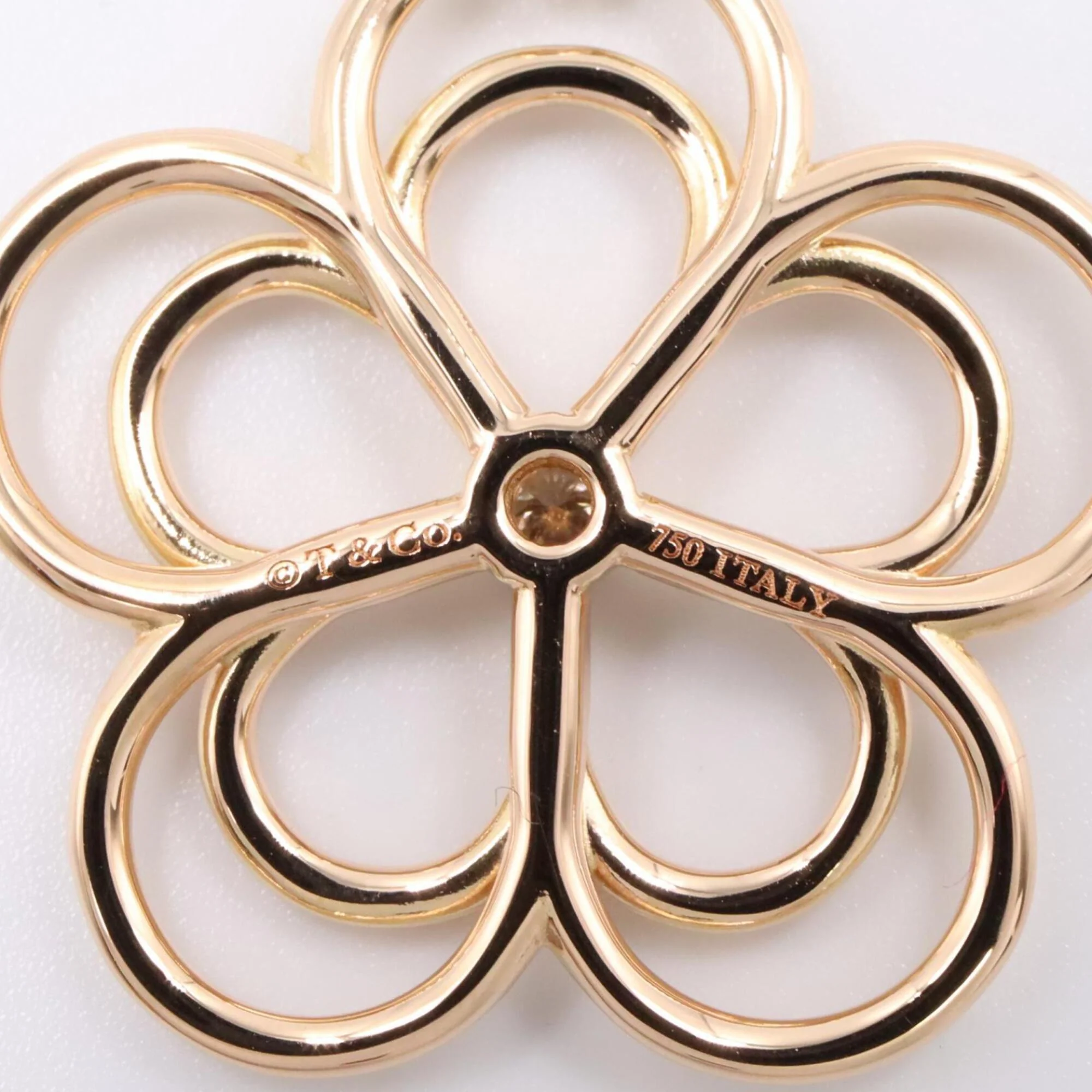 Open Flower Pendant Necklace 18K Rose Gold - Image 3