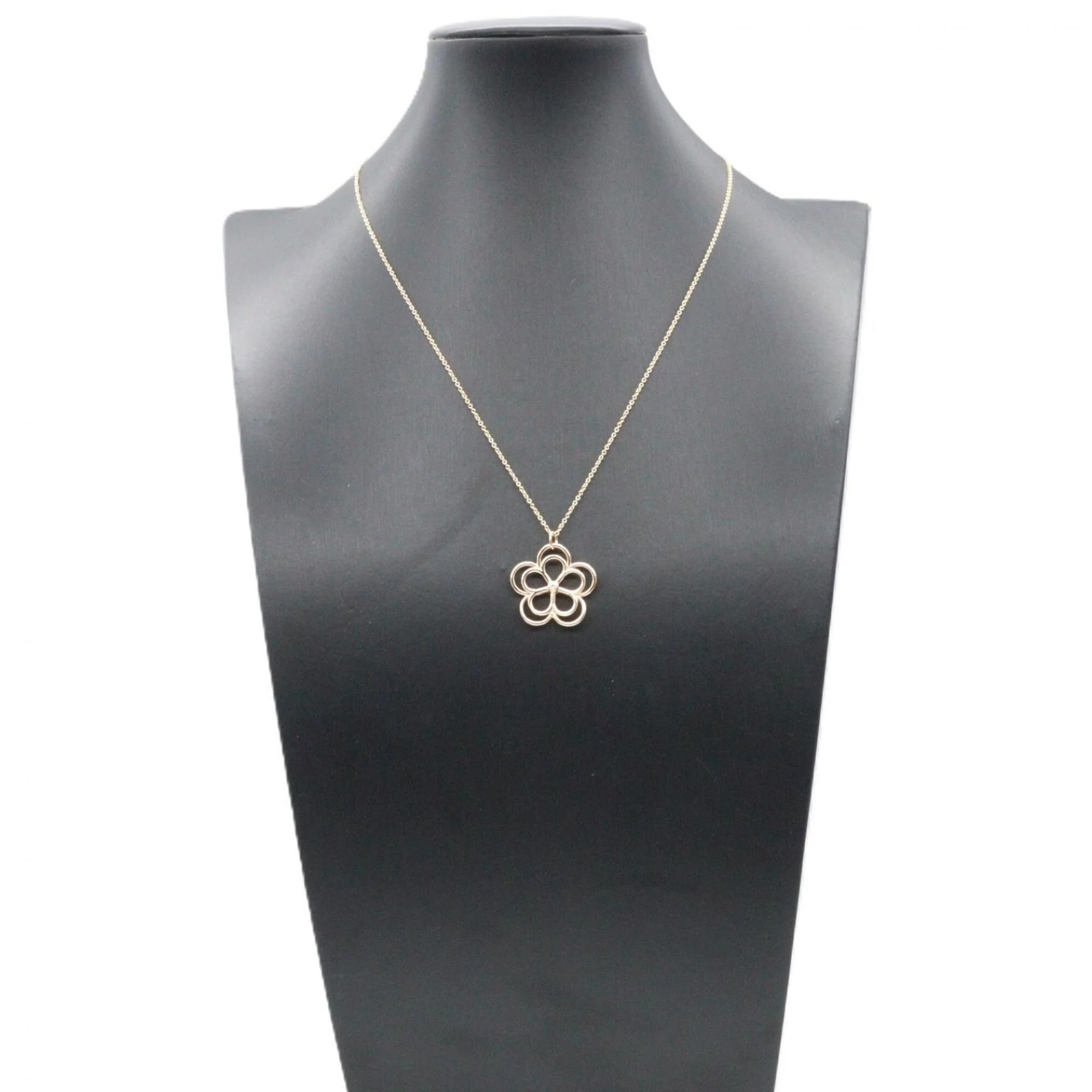 Open Flower Pendant Necklace 18K Rose Gold with Diamond - Image 6