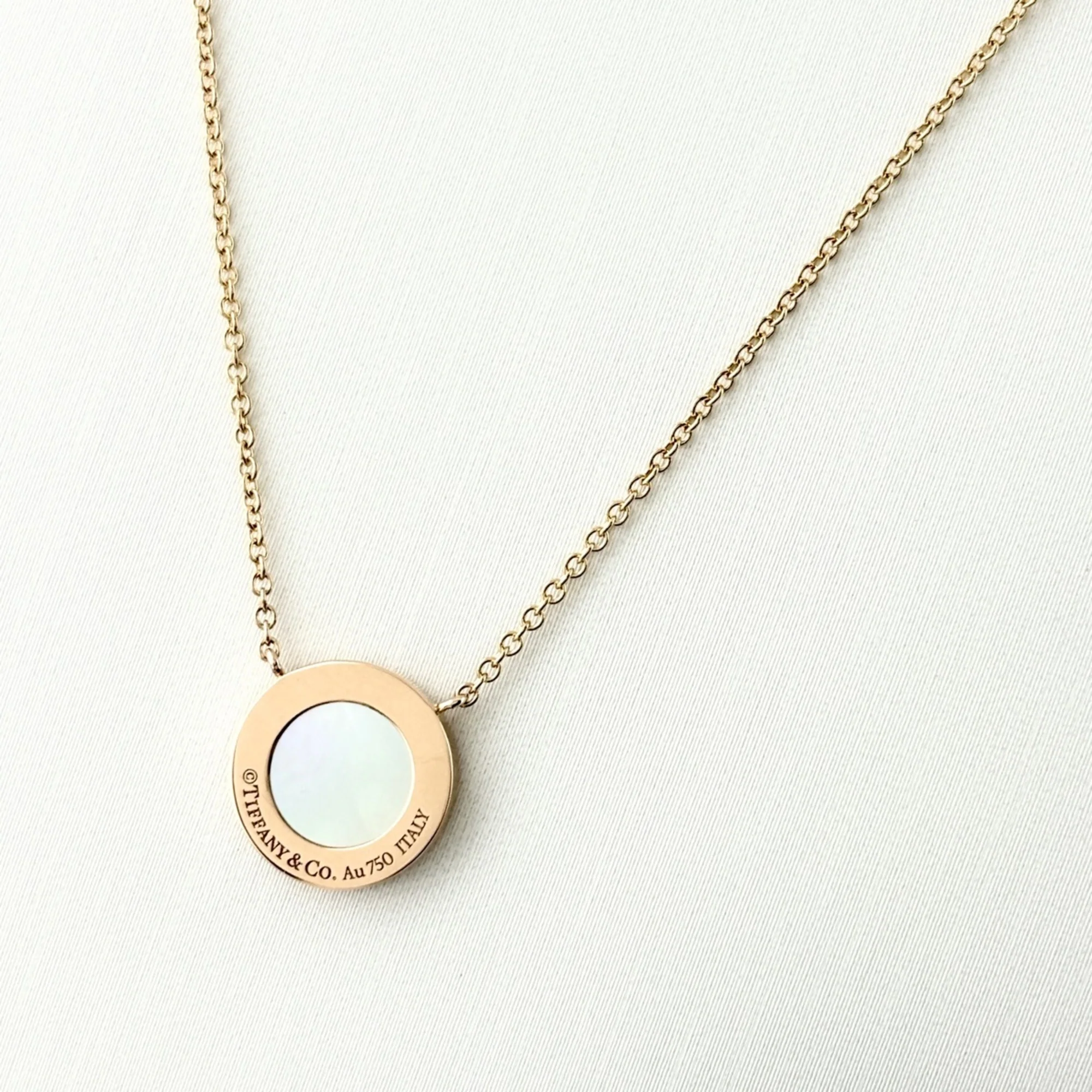 Pendant Necklace 18K Rose Gold - Image 2