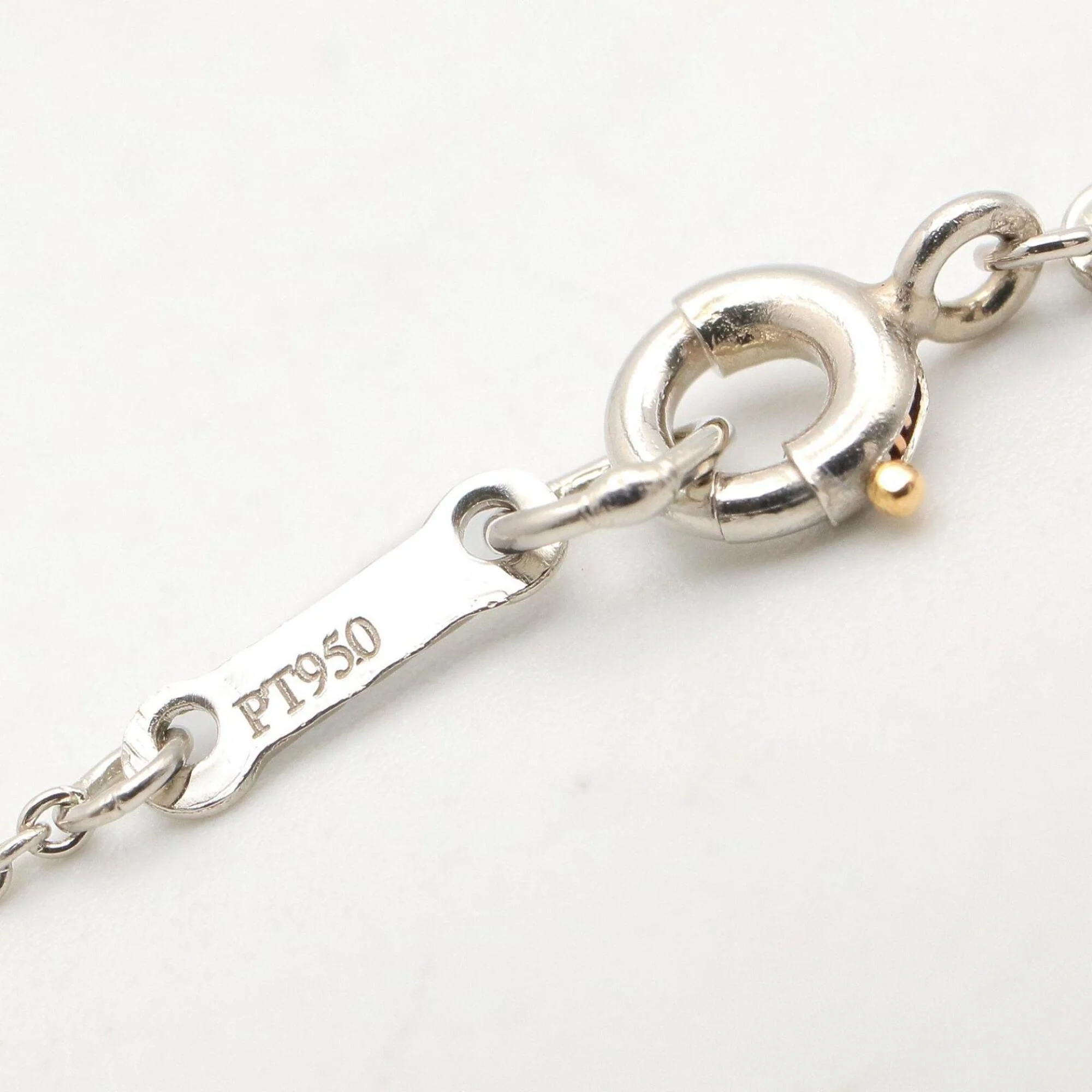 Pendant Necklace Platinum Small - Image 4