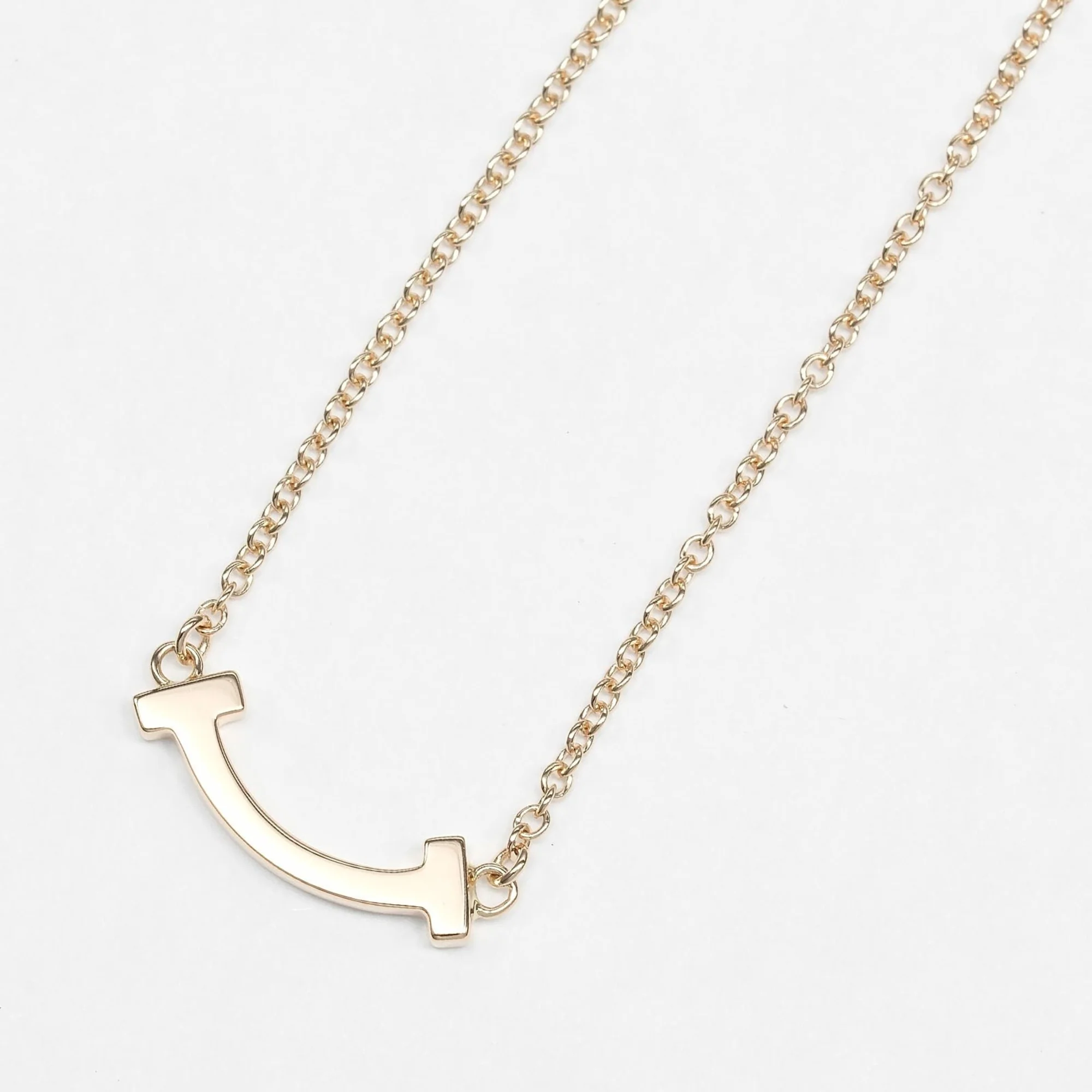 T Smile Mini Pendant Necklace 18K Rose Gold - Image 3