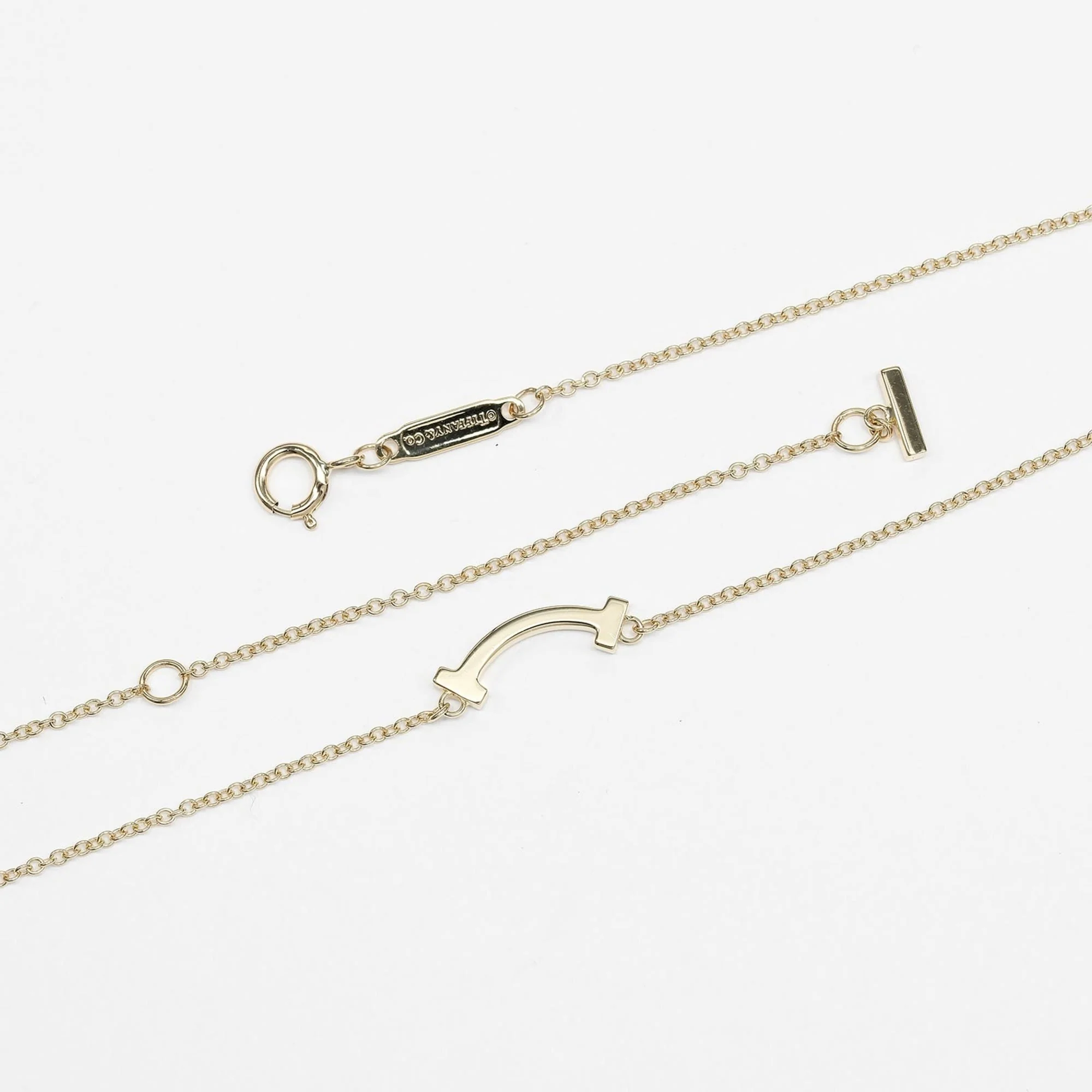 T Smile Mini Pendant Necklace 18K Yellow Gold - Image 6