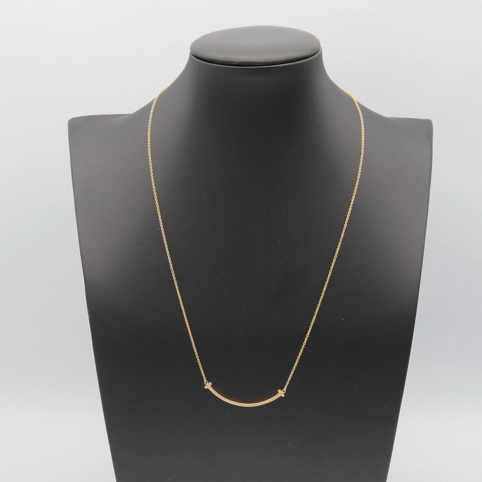 T Smile Pendant Necklace 18K Rose Gold - Image 5