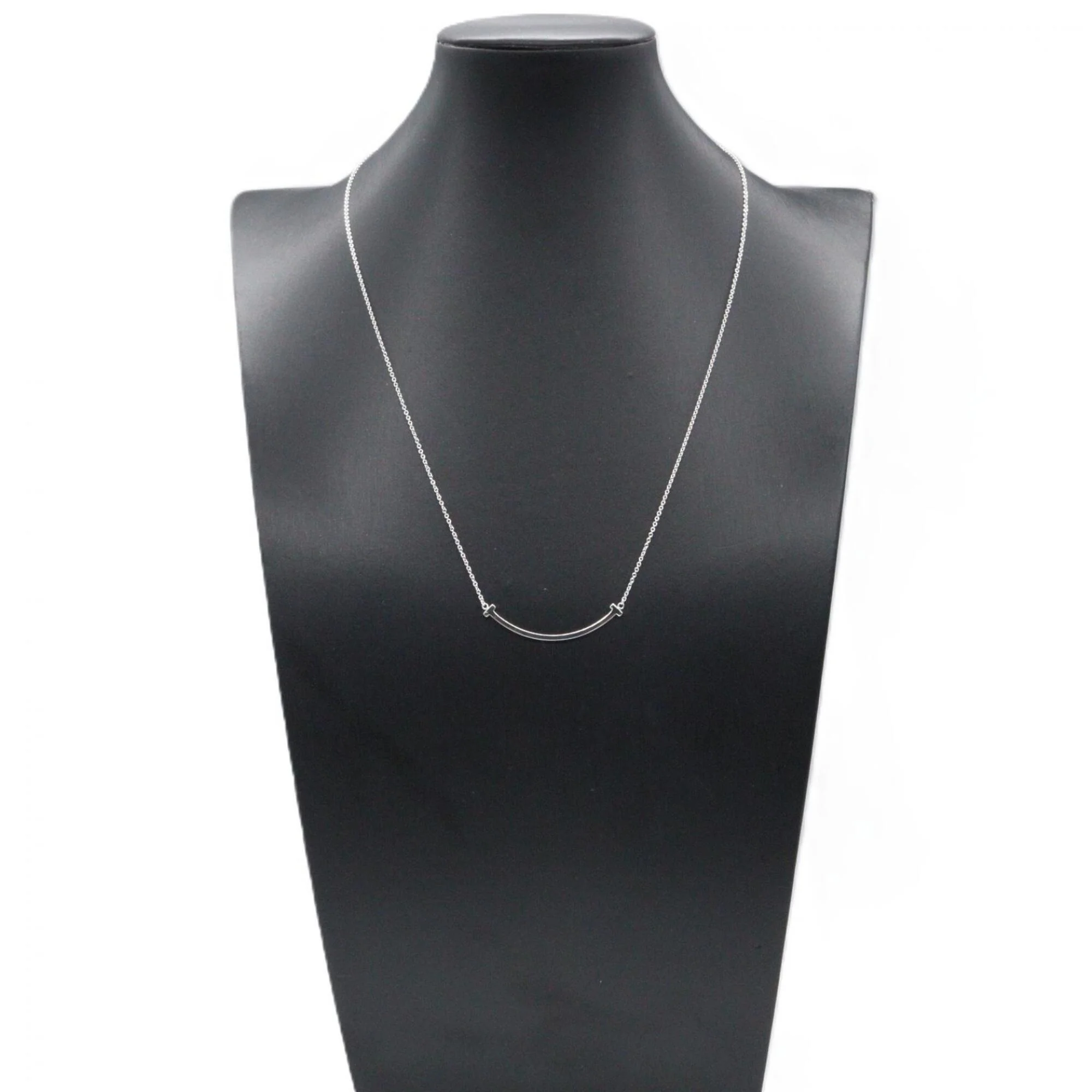 T Smile Pendant Necklace 18K White Gold - Image 5