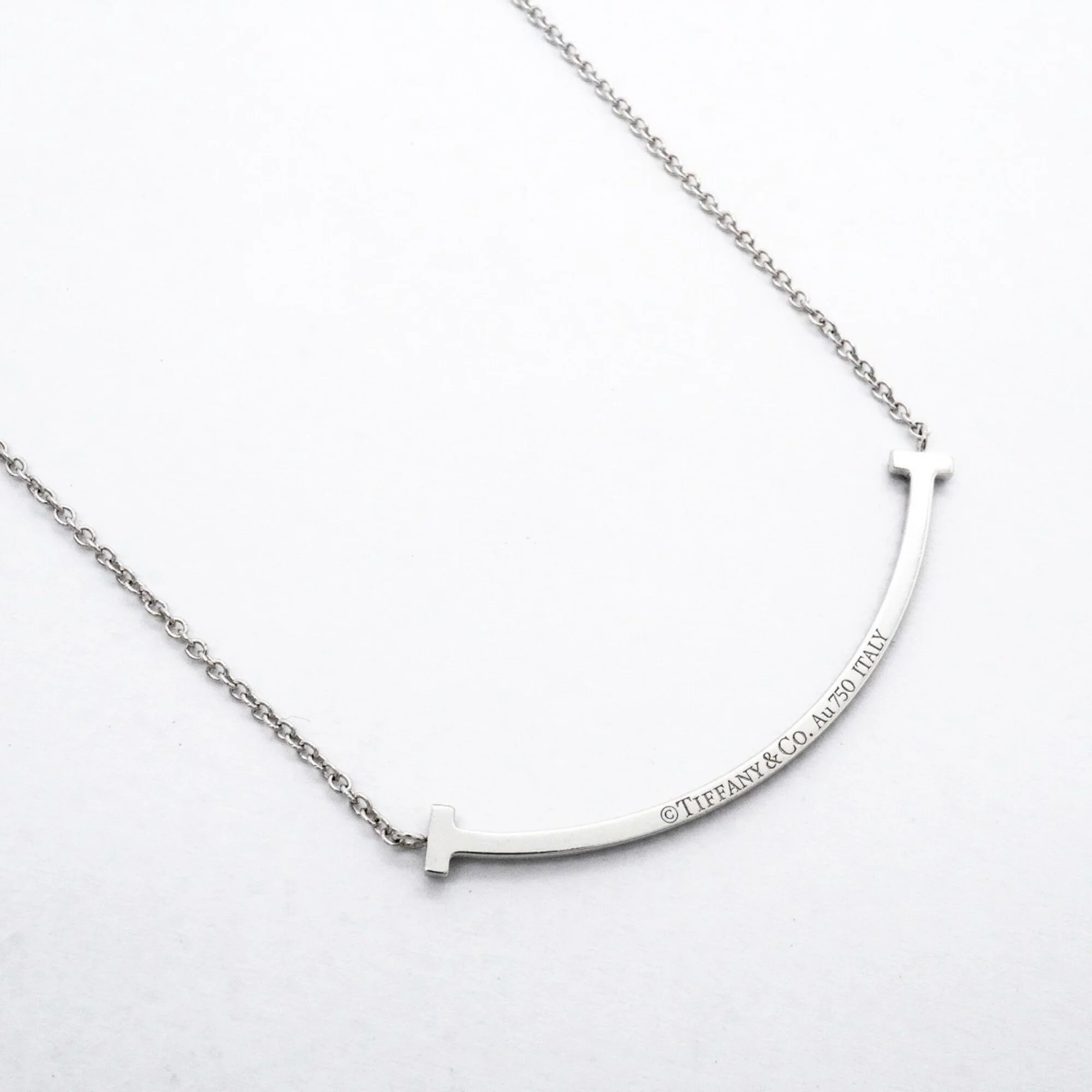 T Smile Pendant Necklace 18K White Gold with Diamonds - Image 2