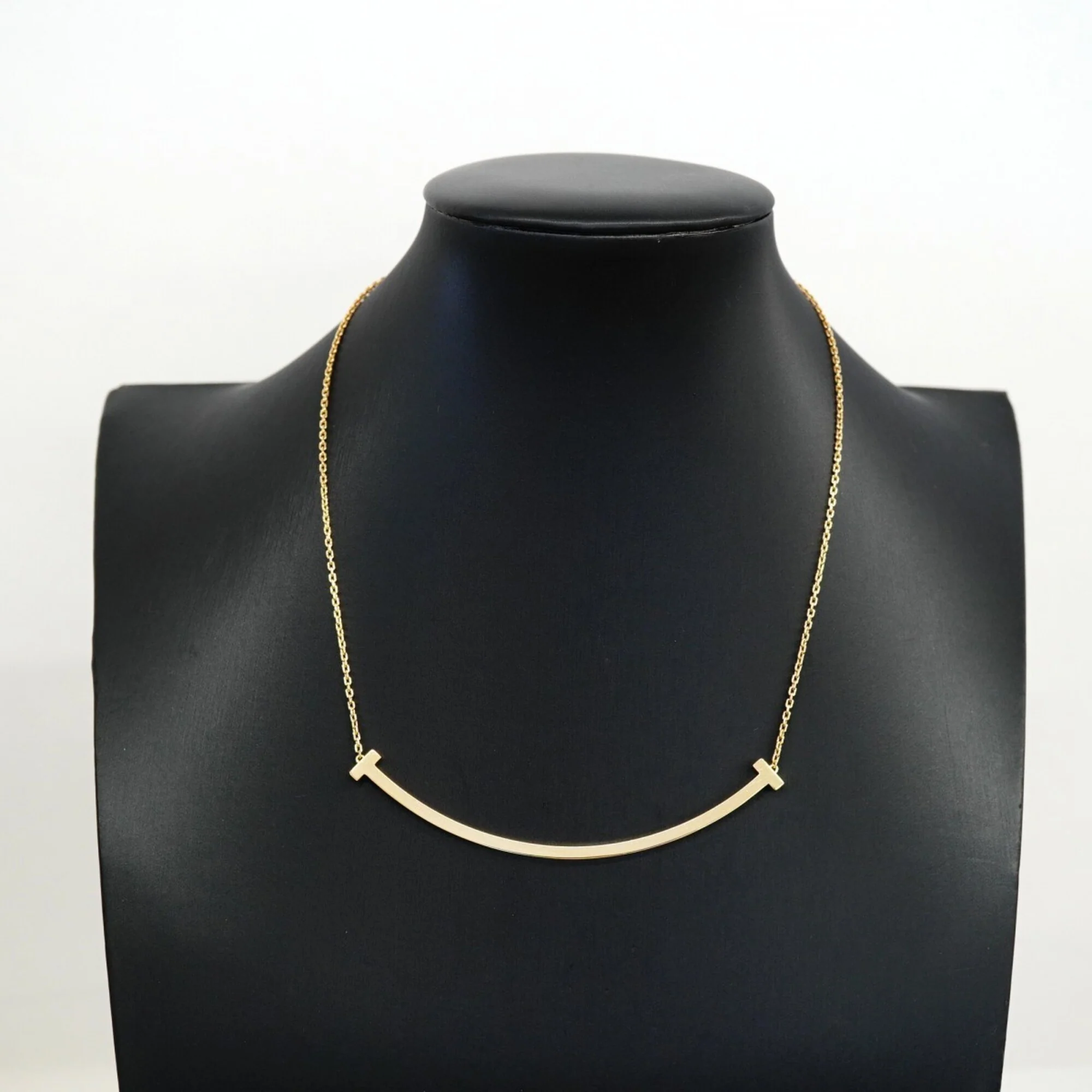 T Smile Pendant Necklace 18K Yellow Gold - Image 7