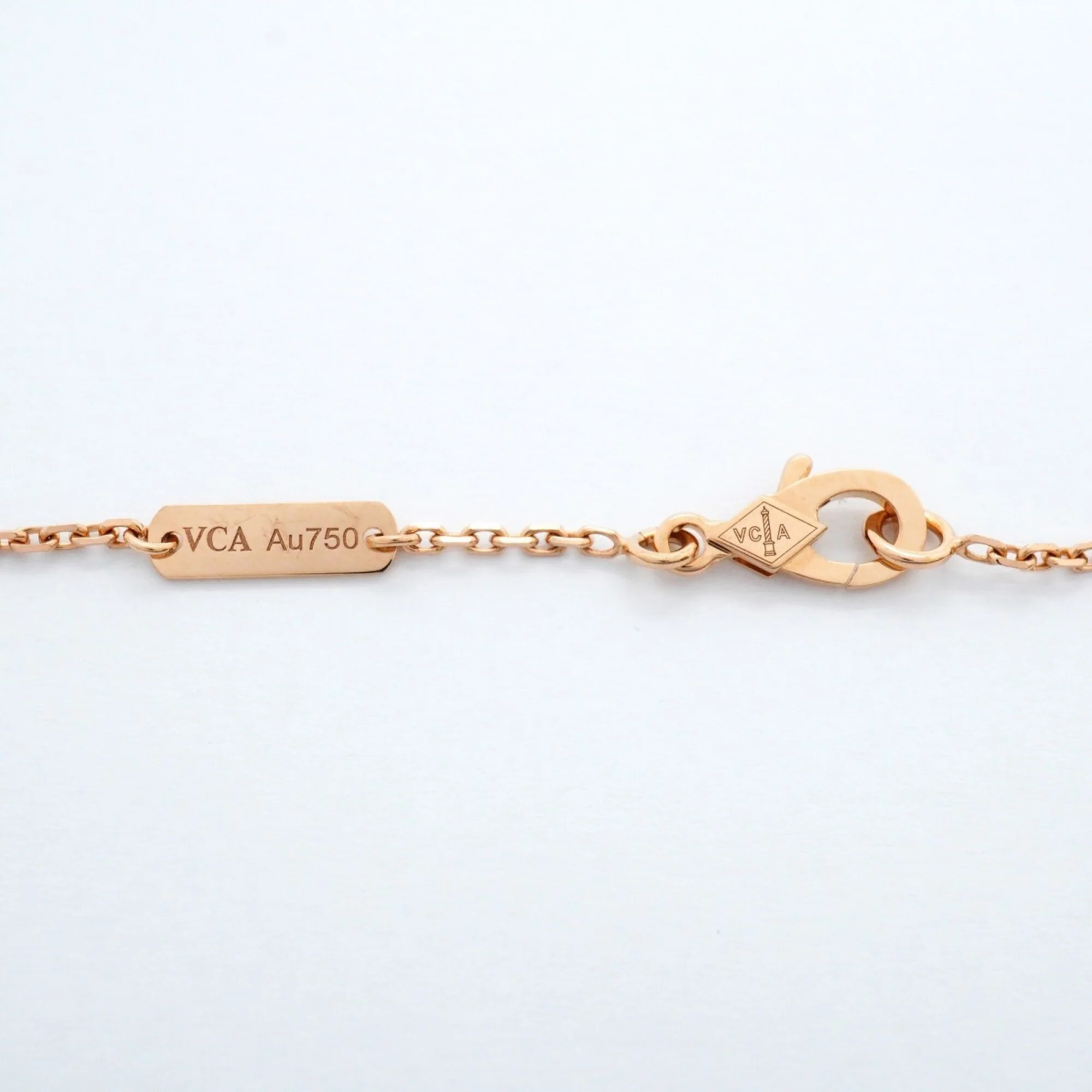 Alhambra Pendant Necklace 18K Rose Gold and Mother of Pearl - Image 4