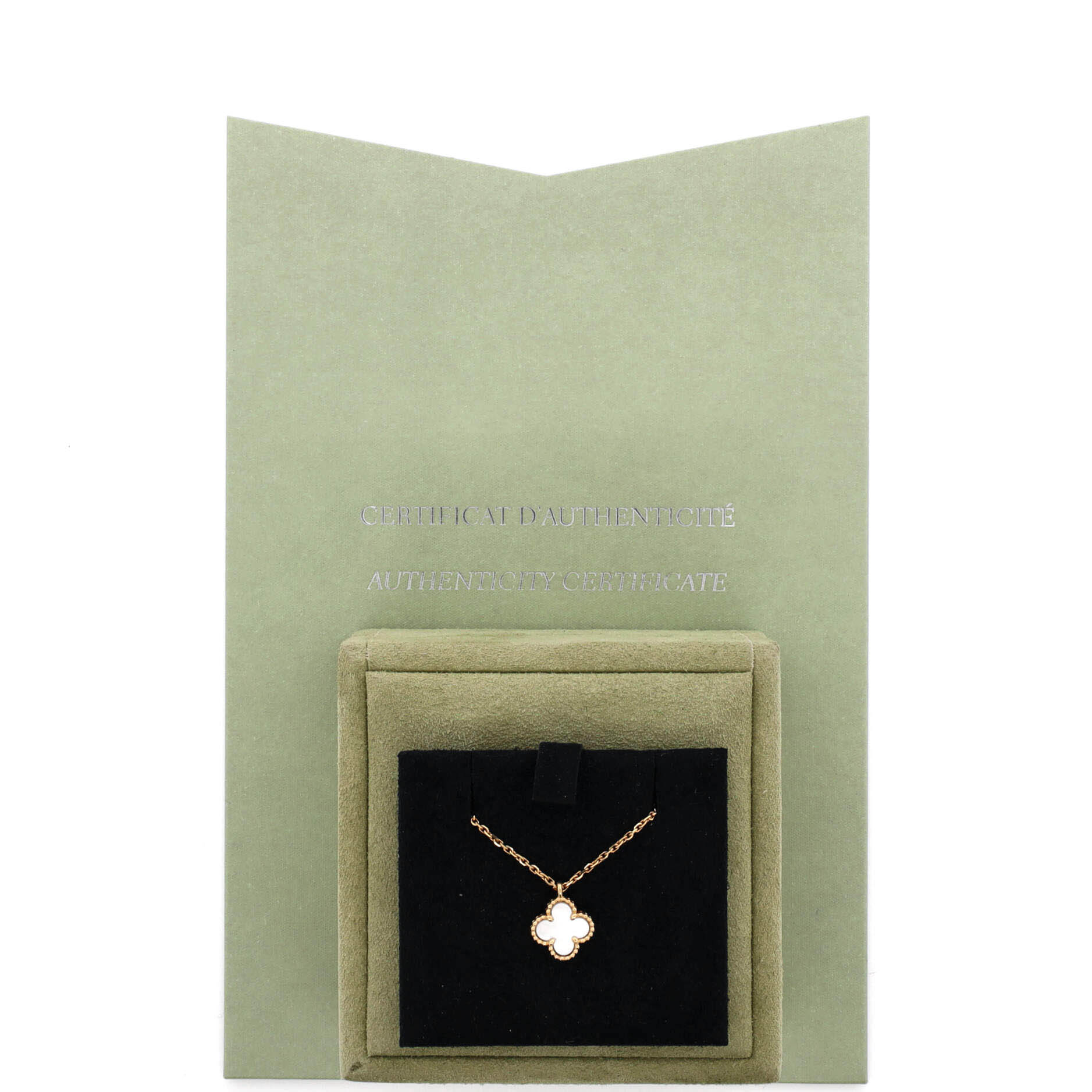 Sweet Alhambra Pendant Necklace 18K Yellow Gold and Mother of Pearl - Image 2