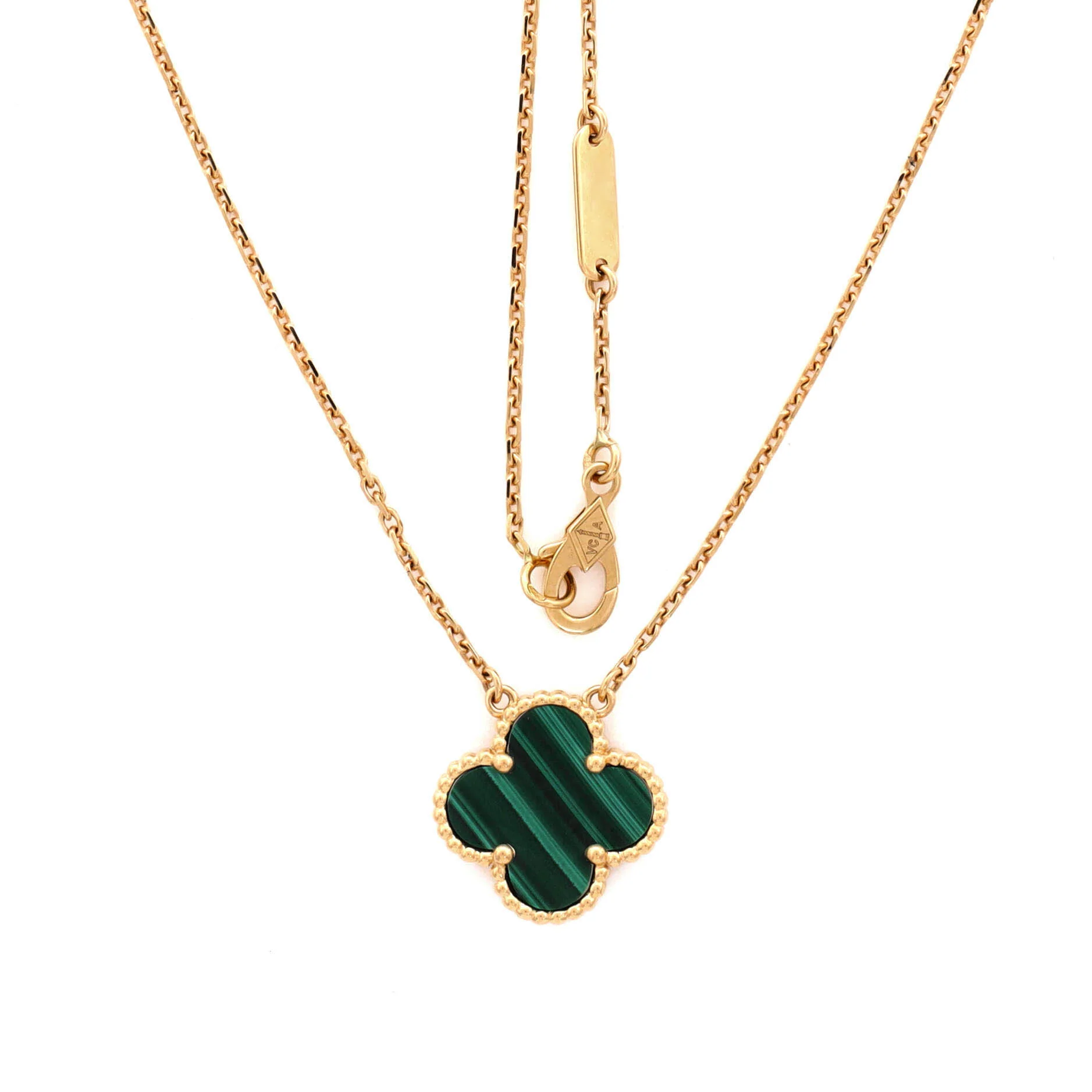 Vintage Alhambra Pendant Necklace 18K Yellow Gold and Malachite - Image 2
