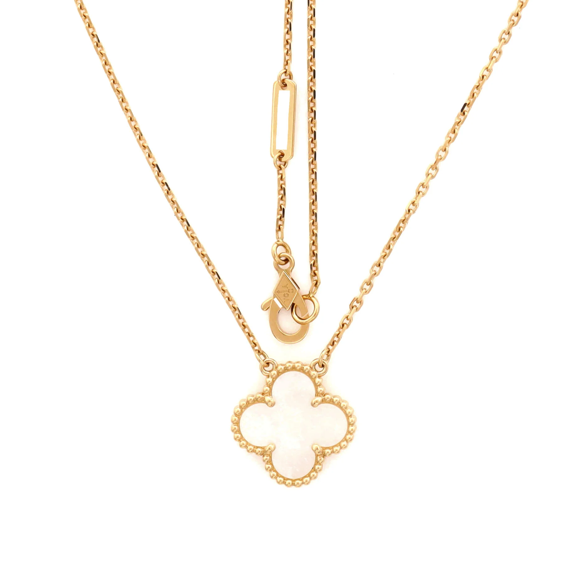 Vintage Alhambra Pendant Necklace 18K Yellow Gold and Mother of Pearl - Image 3