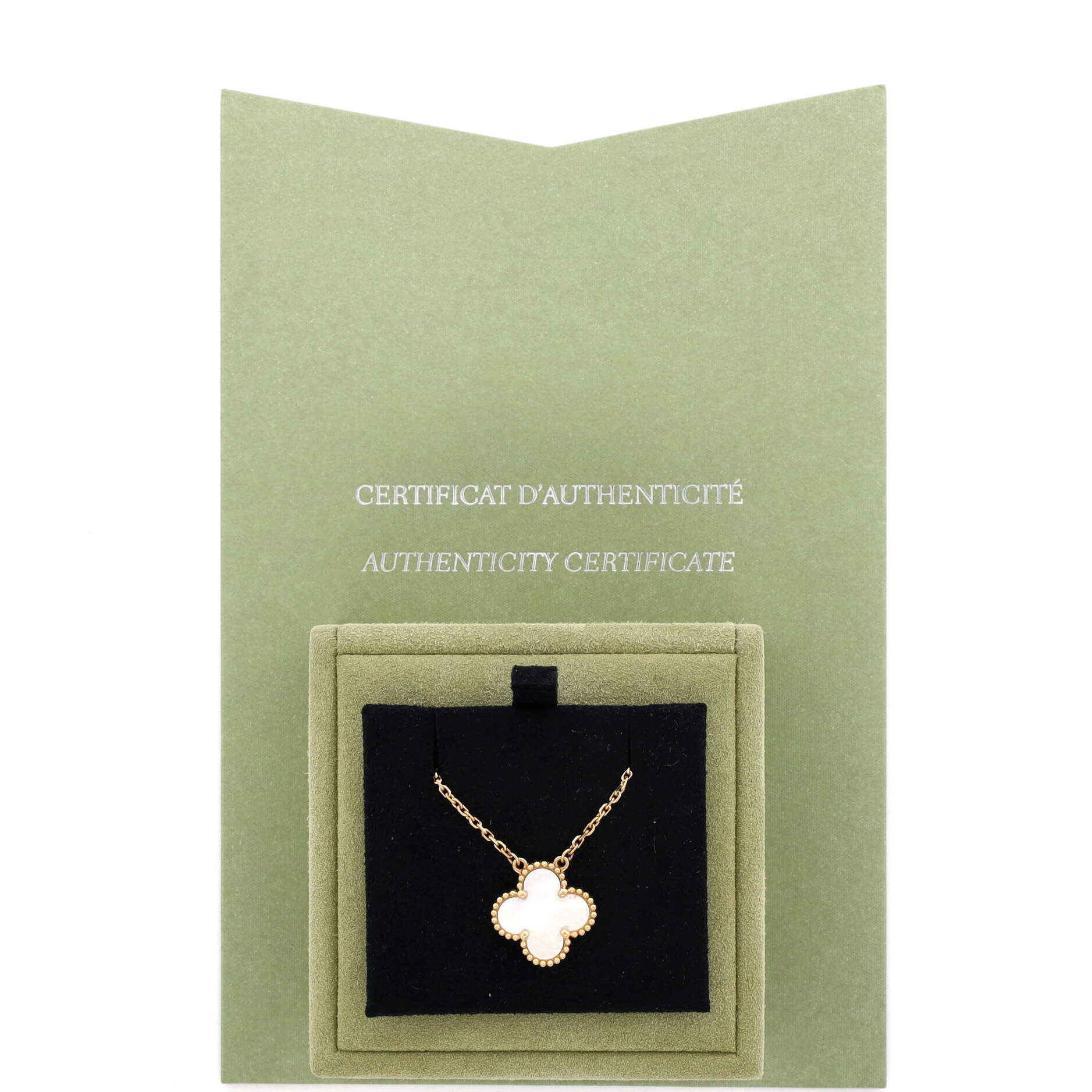 Vintage Alhambra Pendant Necklace 18K Yellow Gold and Mother of Pearl - Image 2