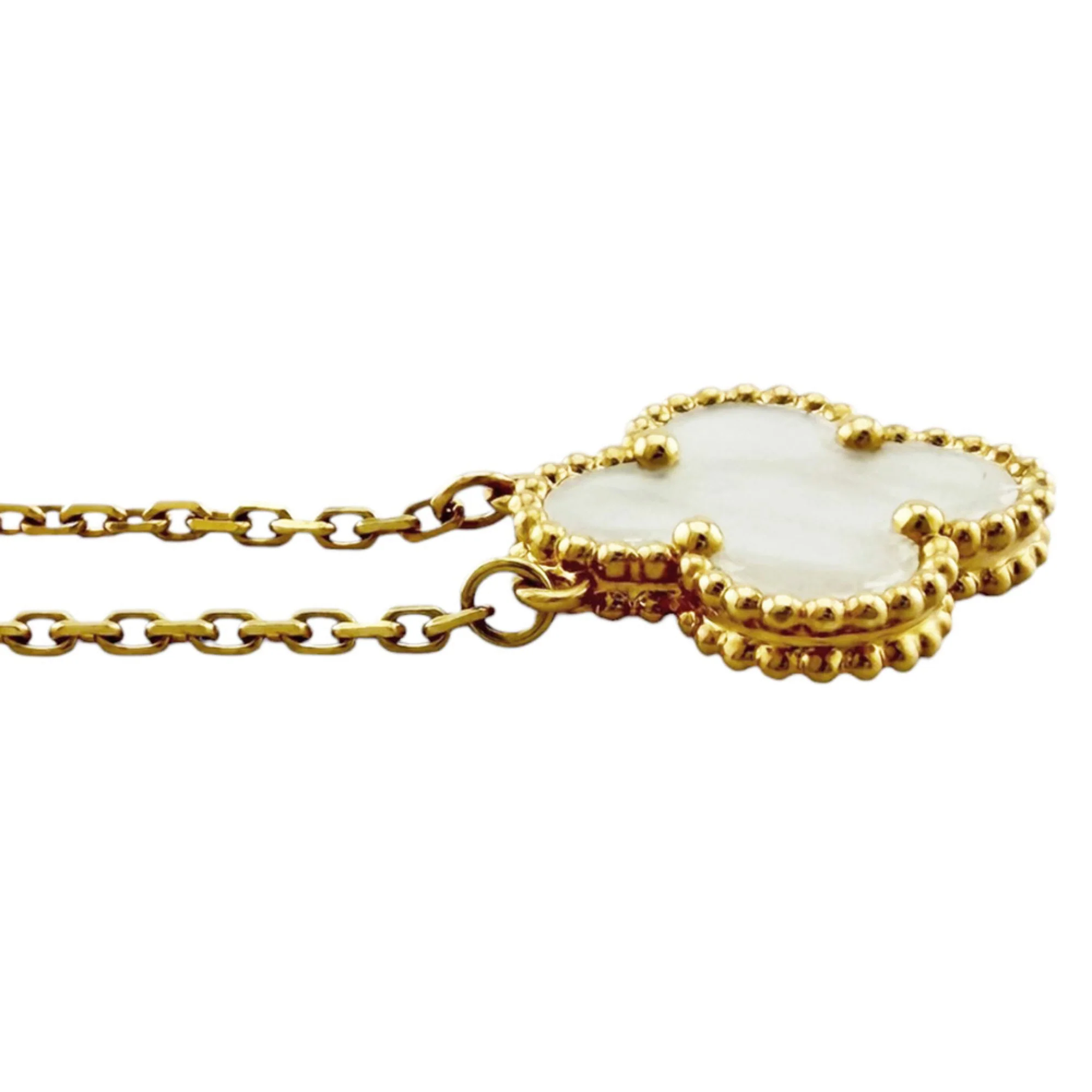 Vintage Enhambra Pendant Necklace 18K Yellow Gold and Mother of Pearl - Image 4