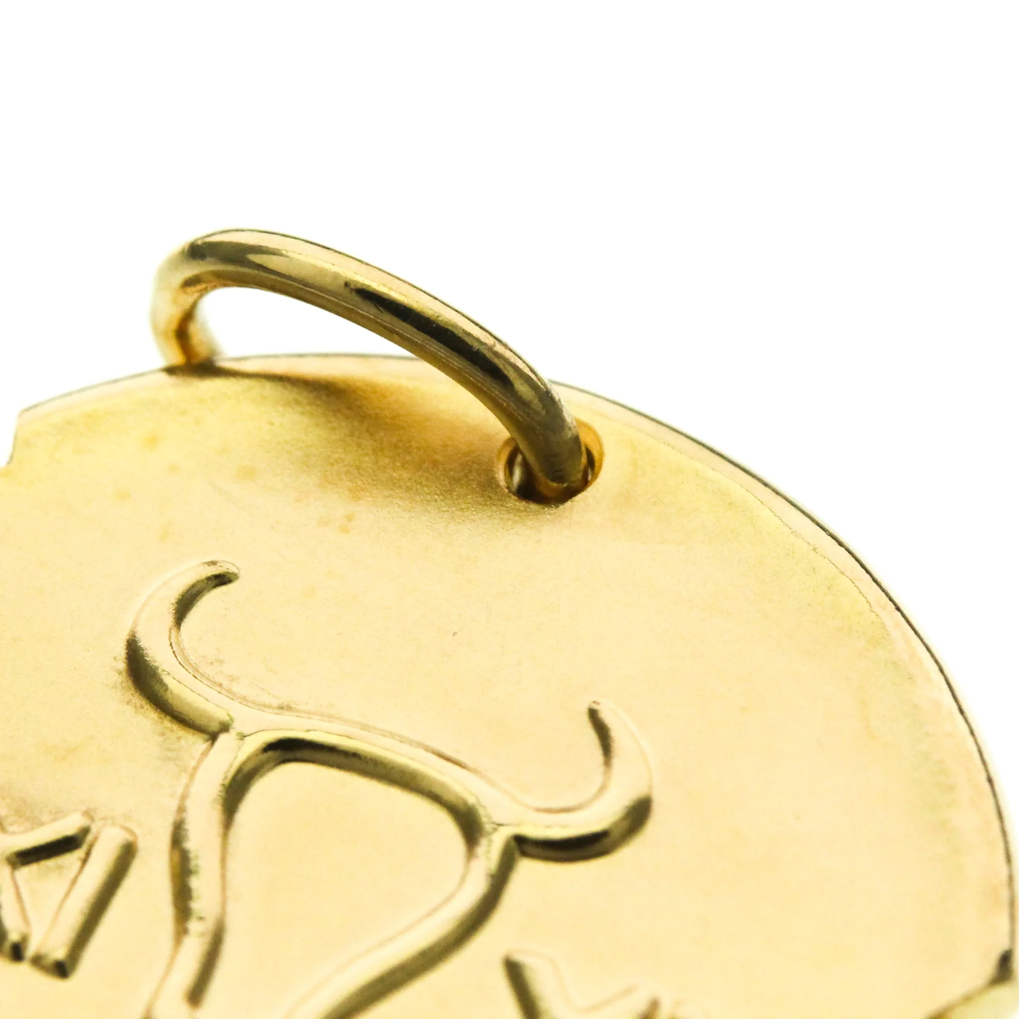 Zodiac Medal Taurus Pendant Necklace 18K Yellow Gold - Image 9