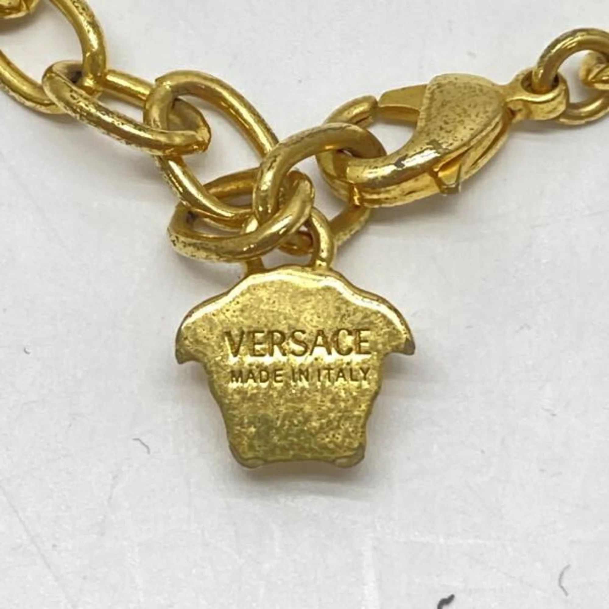 Greca Medusa Pendant Necklace Gold - Image 4