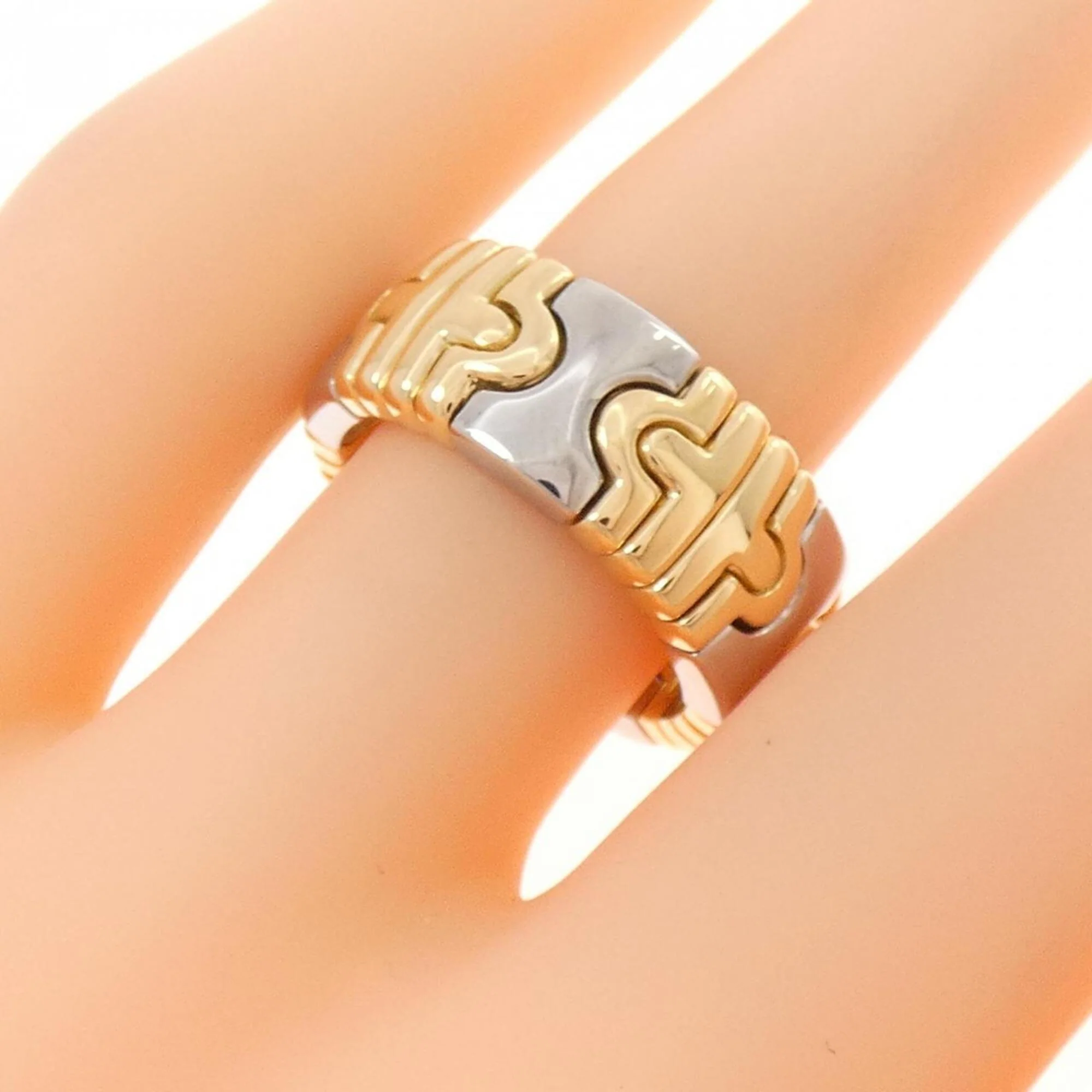 Parentesis Ring Stainless Steel and 18K Yellow Gold - Image 4