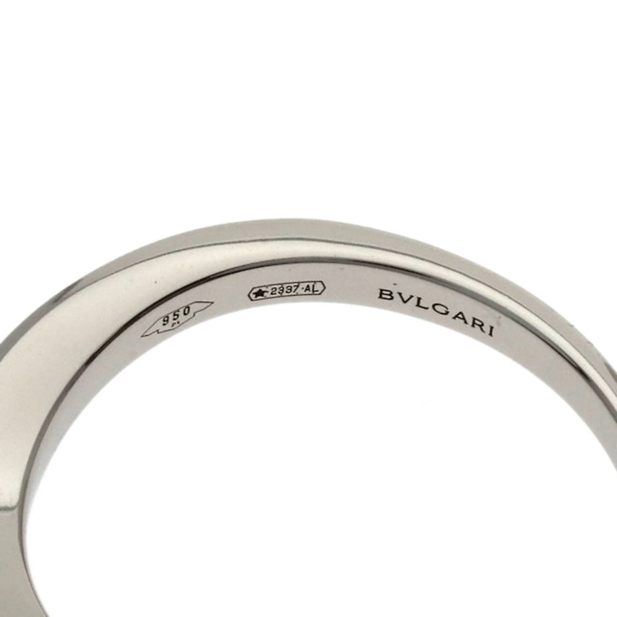 Ring Platinum and Diamond - Image 6
