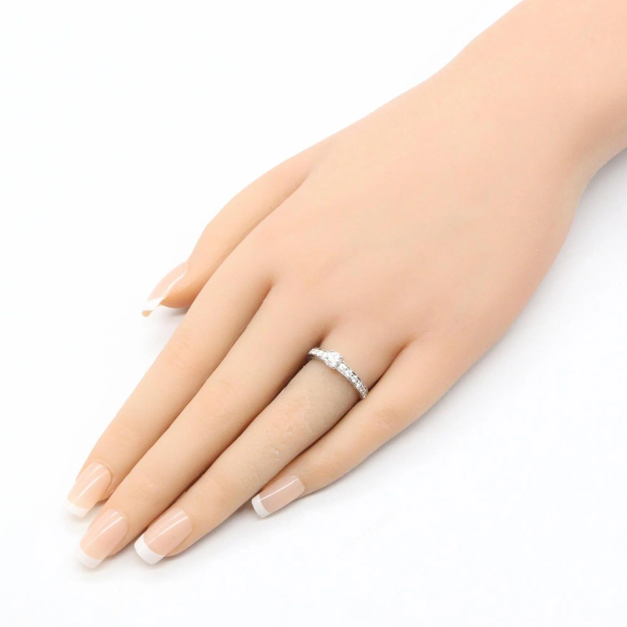 Ring Platinum with Diamond - Image 9