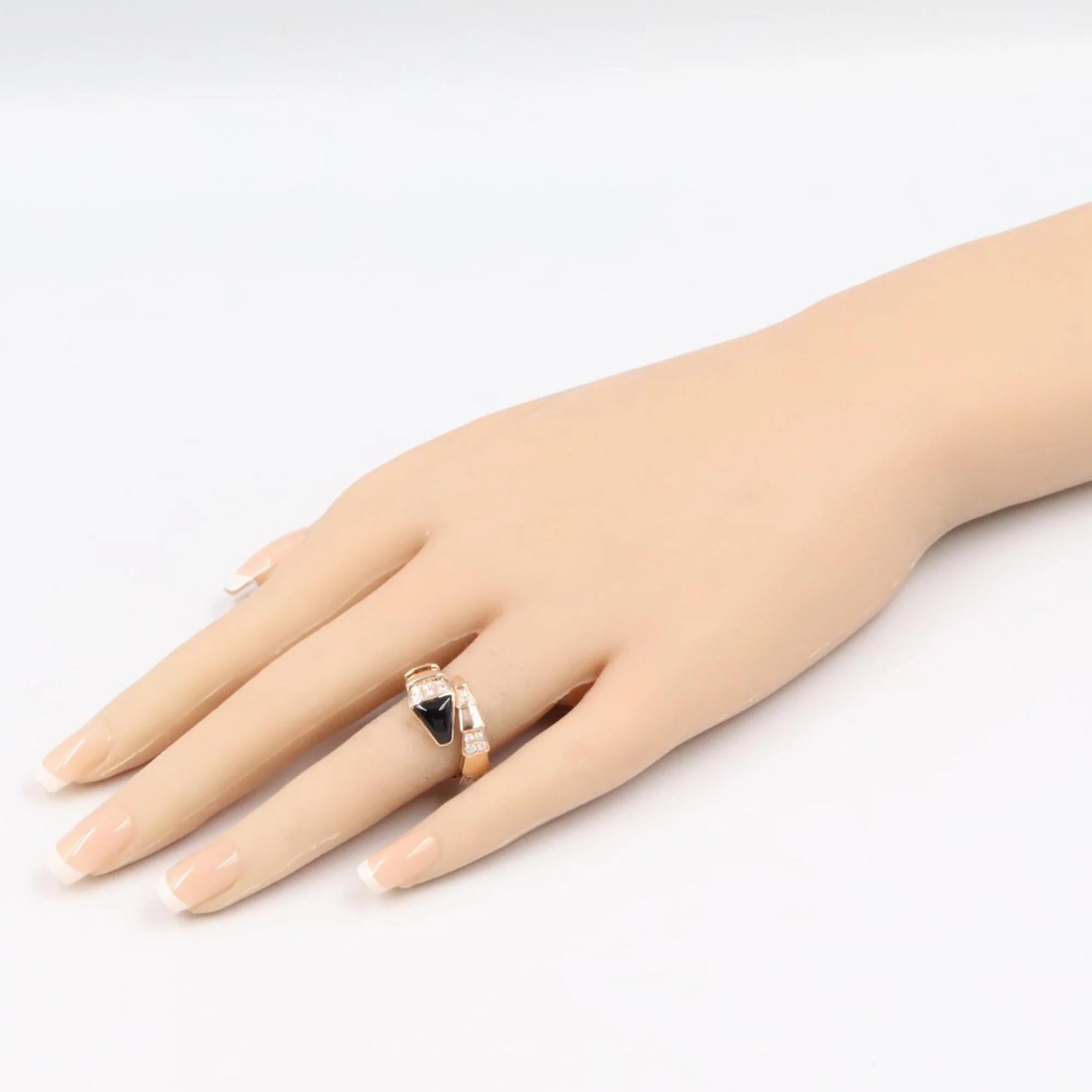Serpenti Viper Ring 18K Rose Gold with Diamonds - Image 8