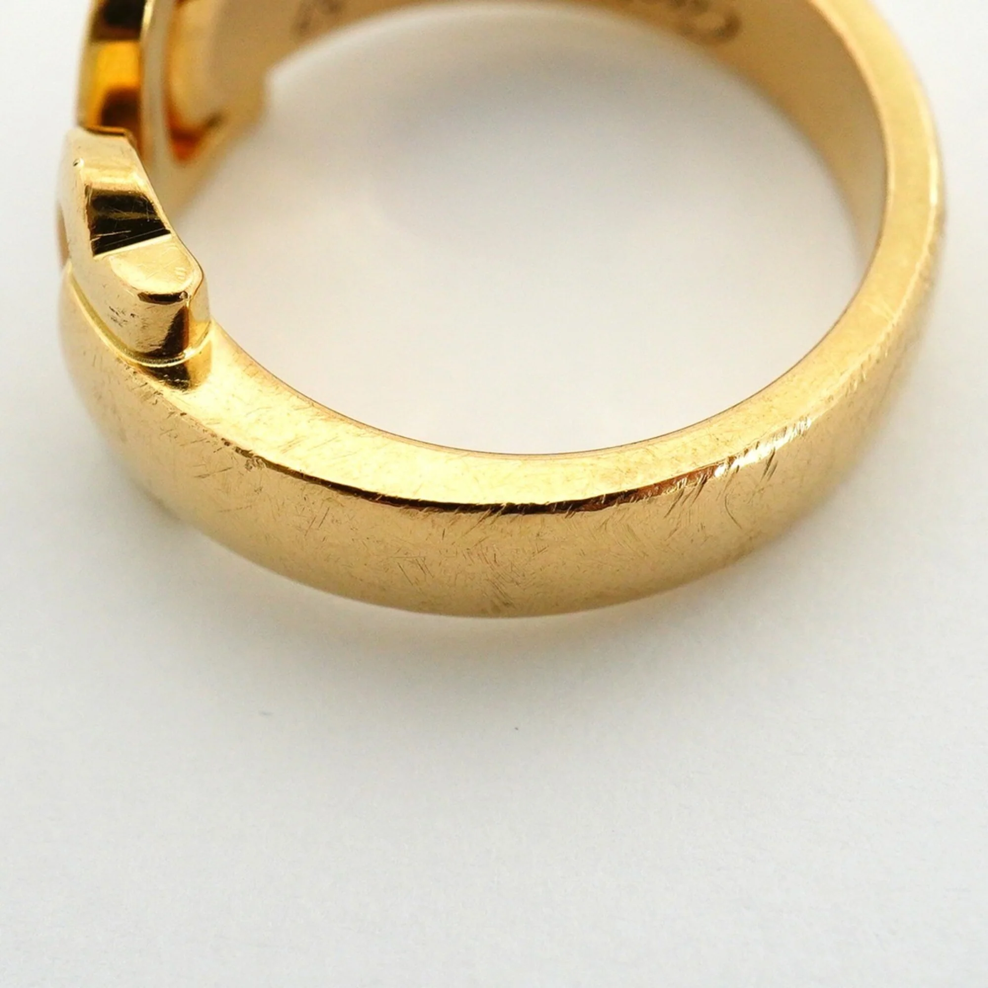 2C Boucle Band Ring 18K Yellow Gold - Image 7