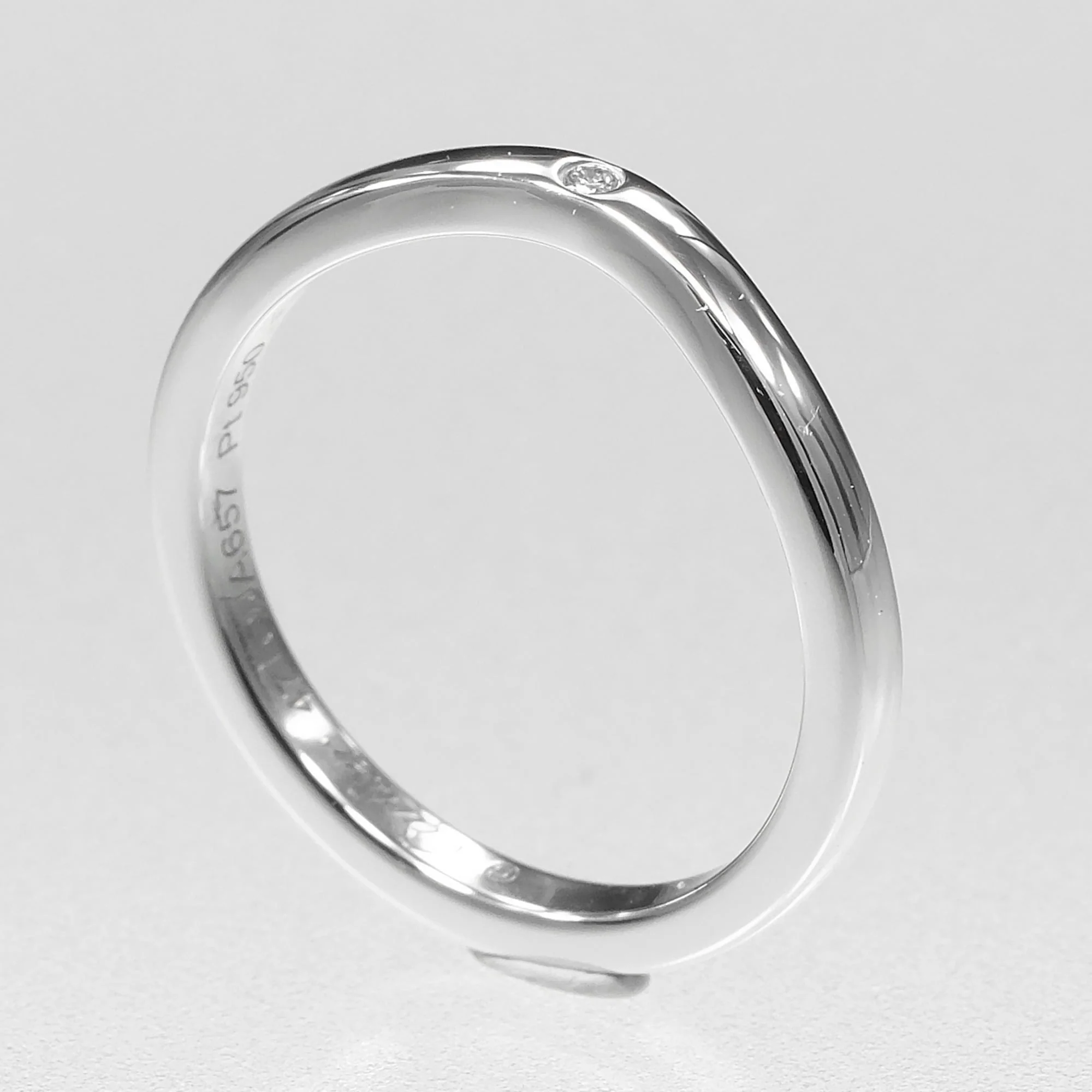 Band Ring Platinum with Diamond - Image 3