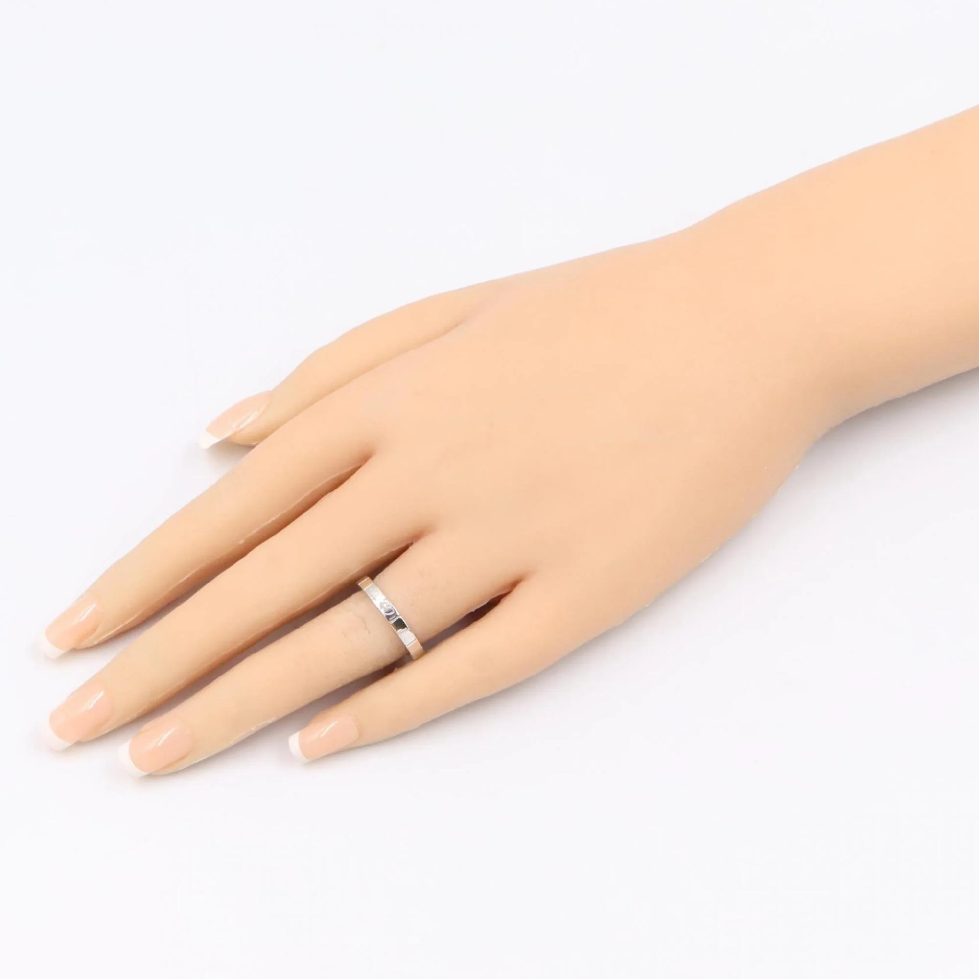 Lanieres Ring 18K White Gold - Image 7