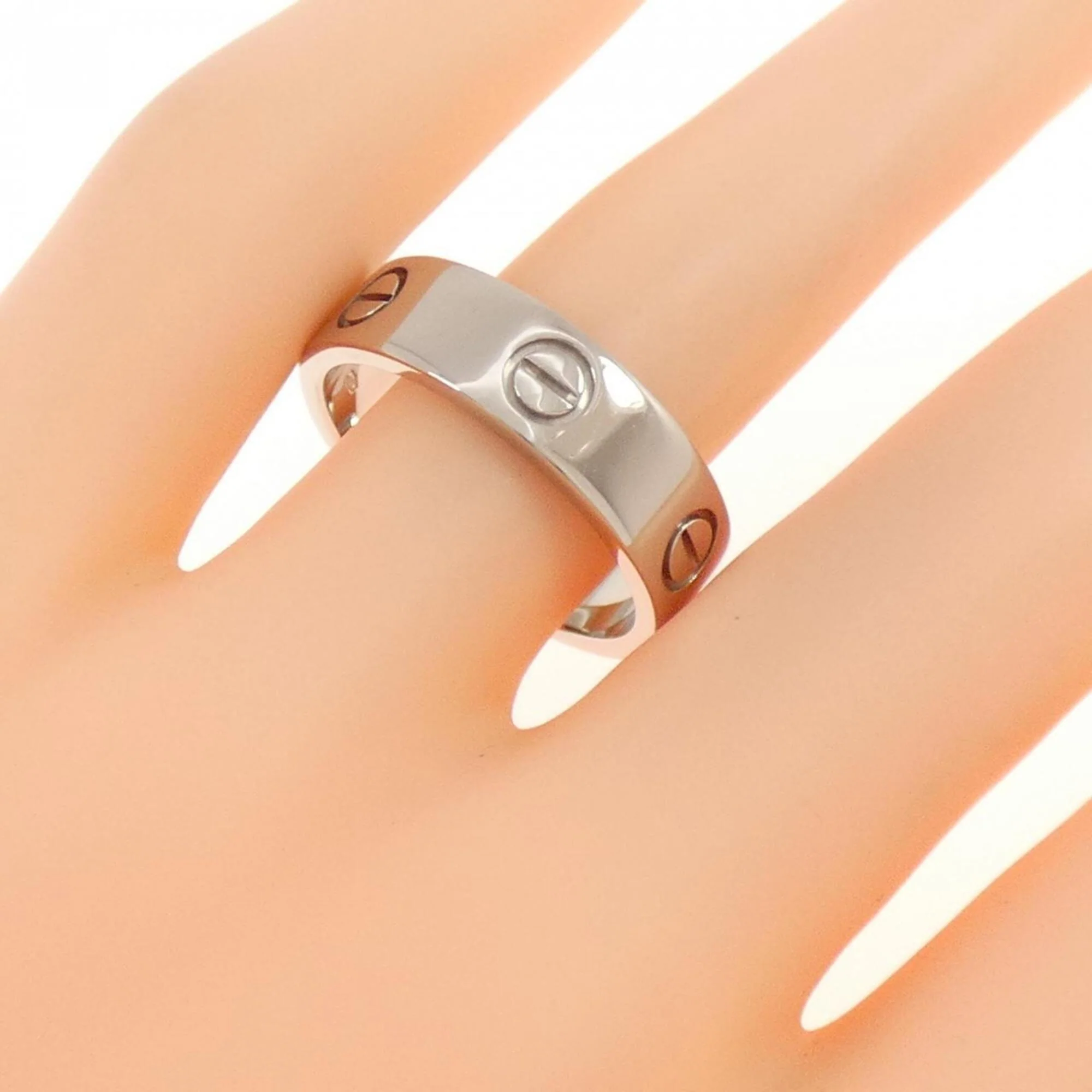 Love Ring 18K White Gold - Image 4