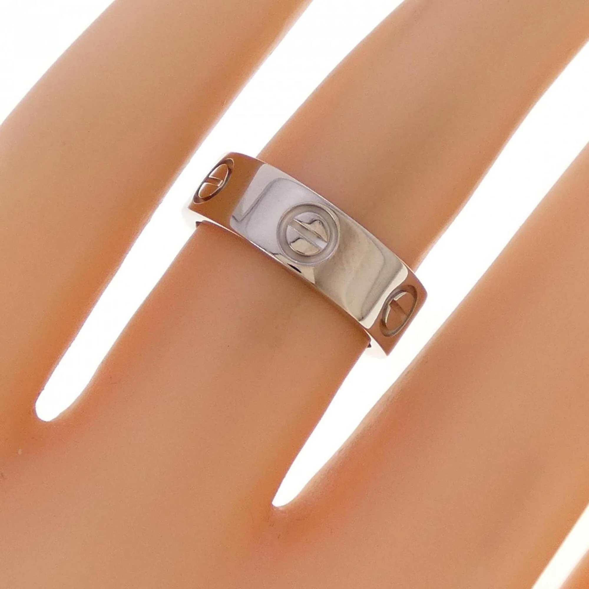 Love Ring 18K White Gold - Image 4