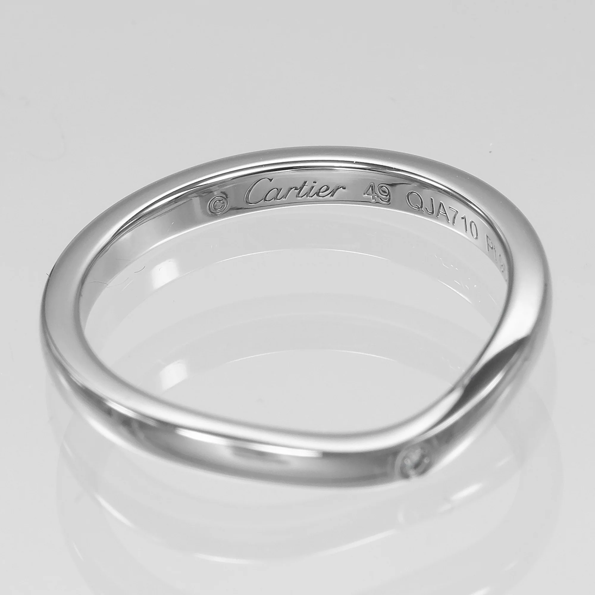 Ring Platinum with Diamonds - Image 5