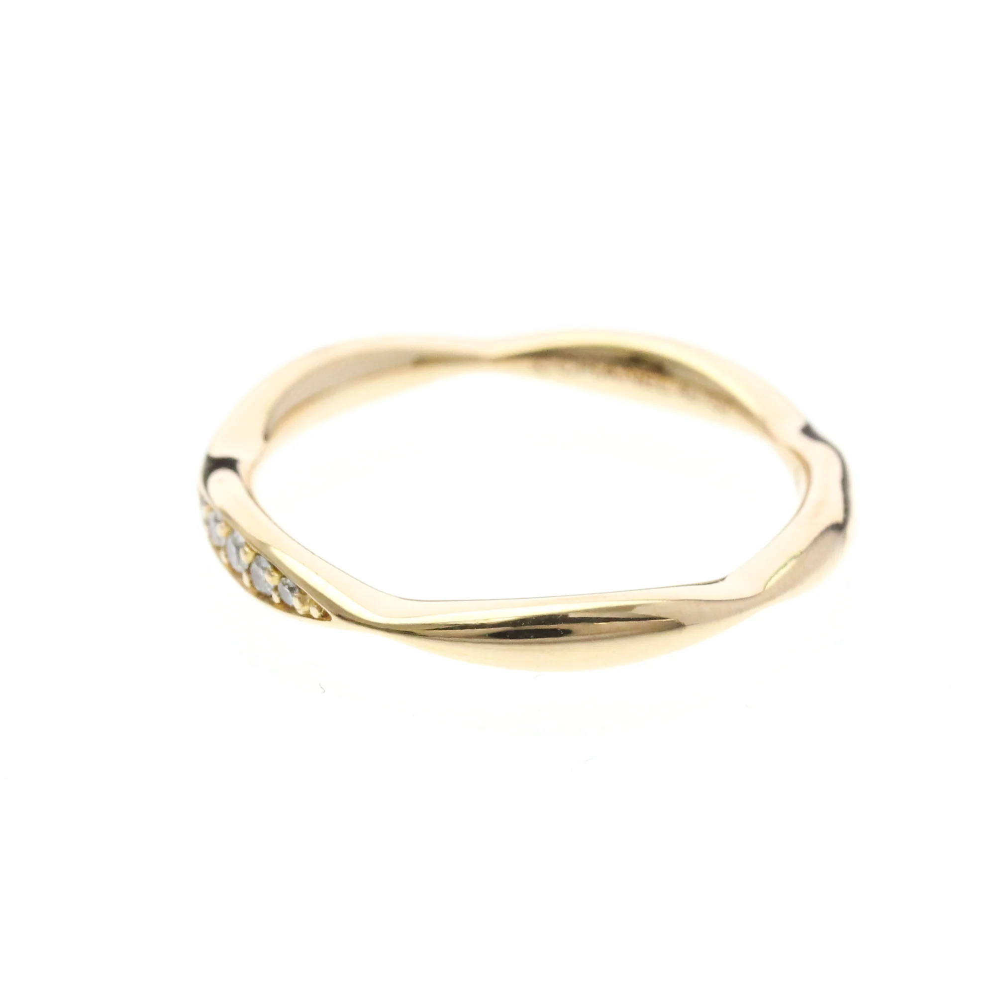 Camellia Ring 18K Rose Gold with Diamond - Image 2