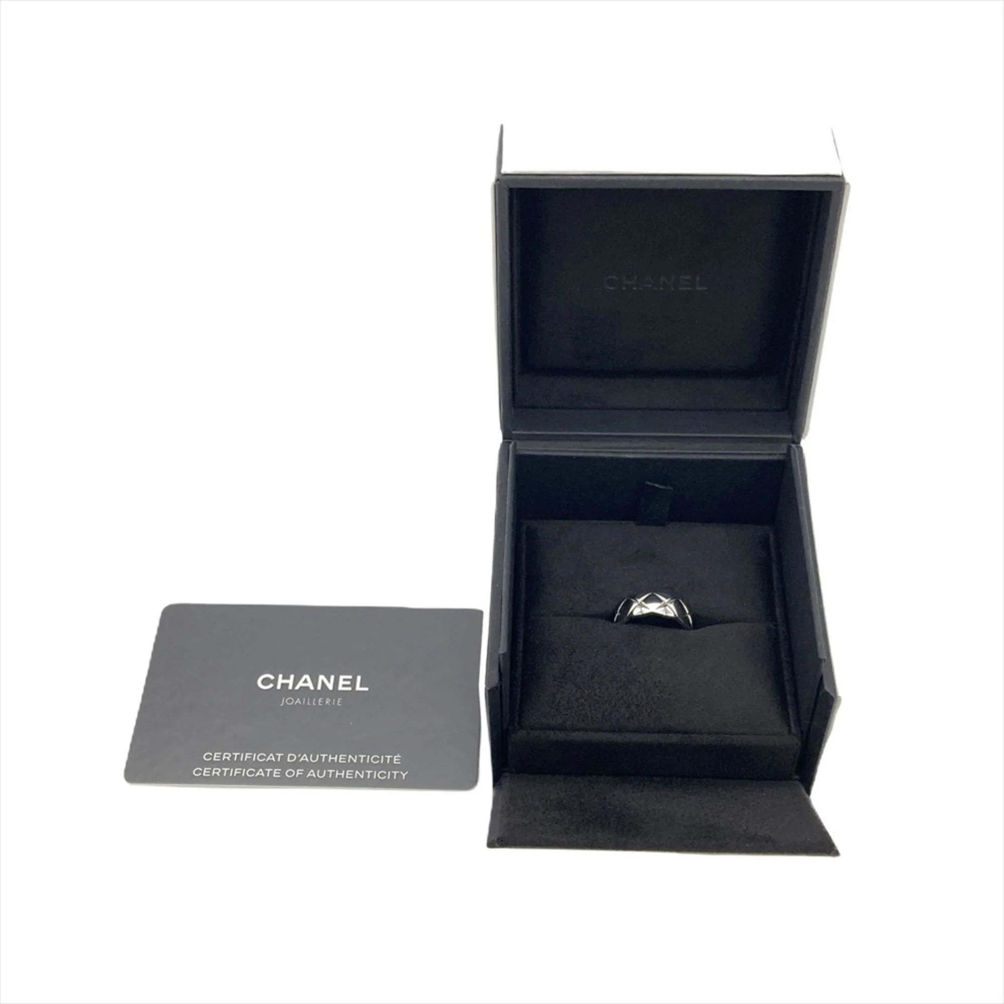 Coco Crush Ring 18K White Gold - Image 8