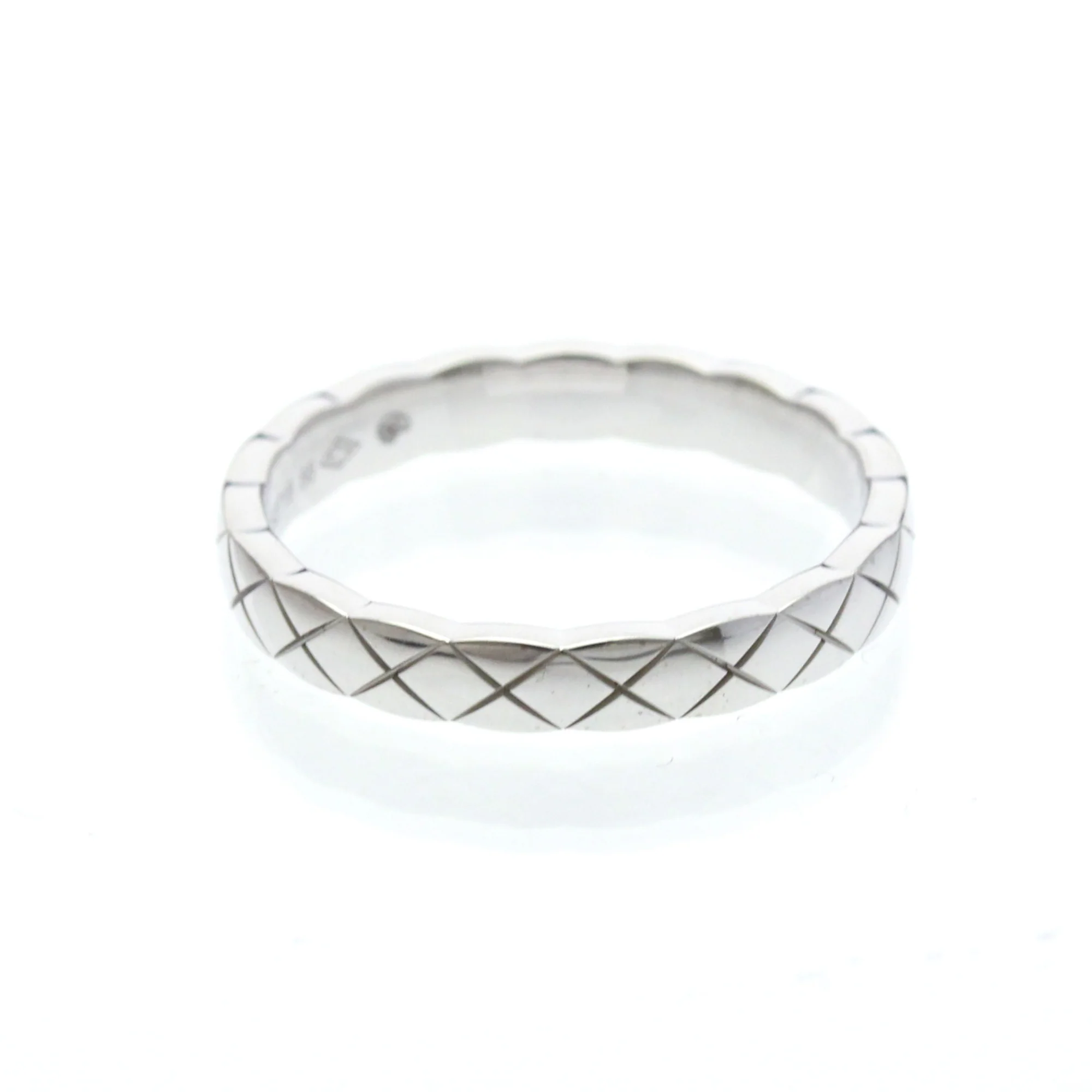 Coco Crush Ring 18K White Gold Mini - Image 4