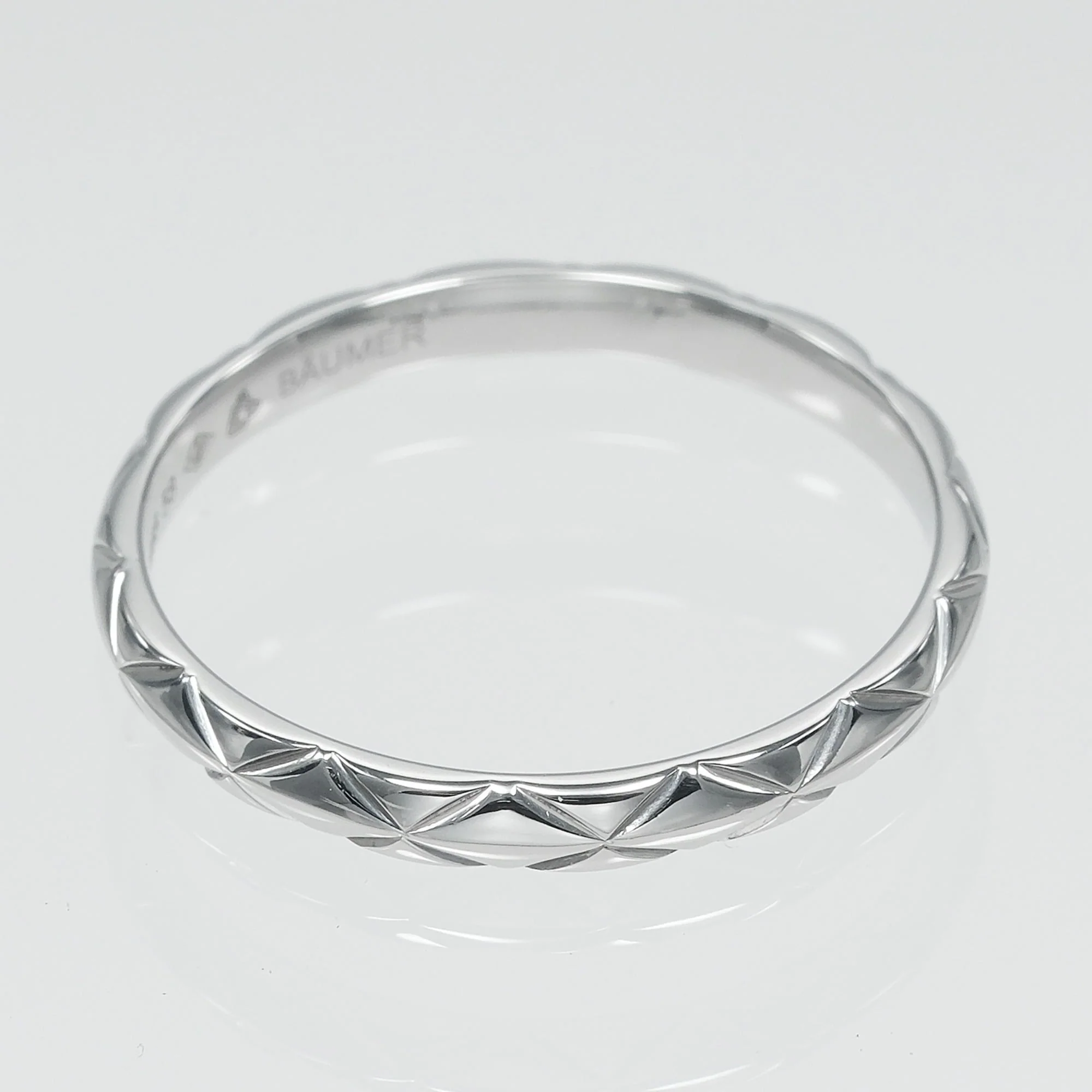 Matelasse Ring Platinum Small - Image 7