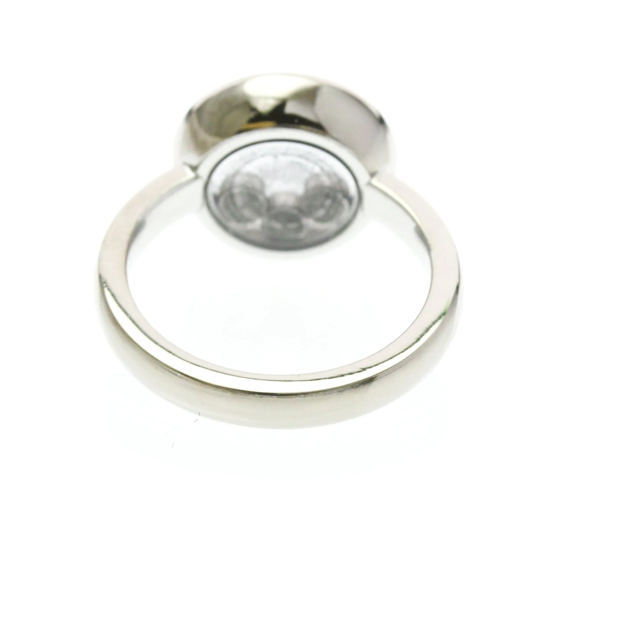 Happy Diamonds Ring 18K White Gold with Diamond - Image 3