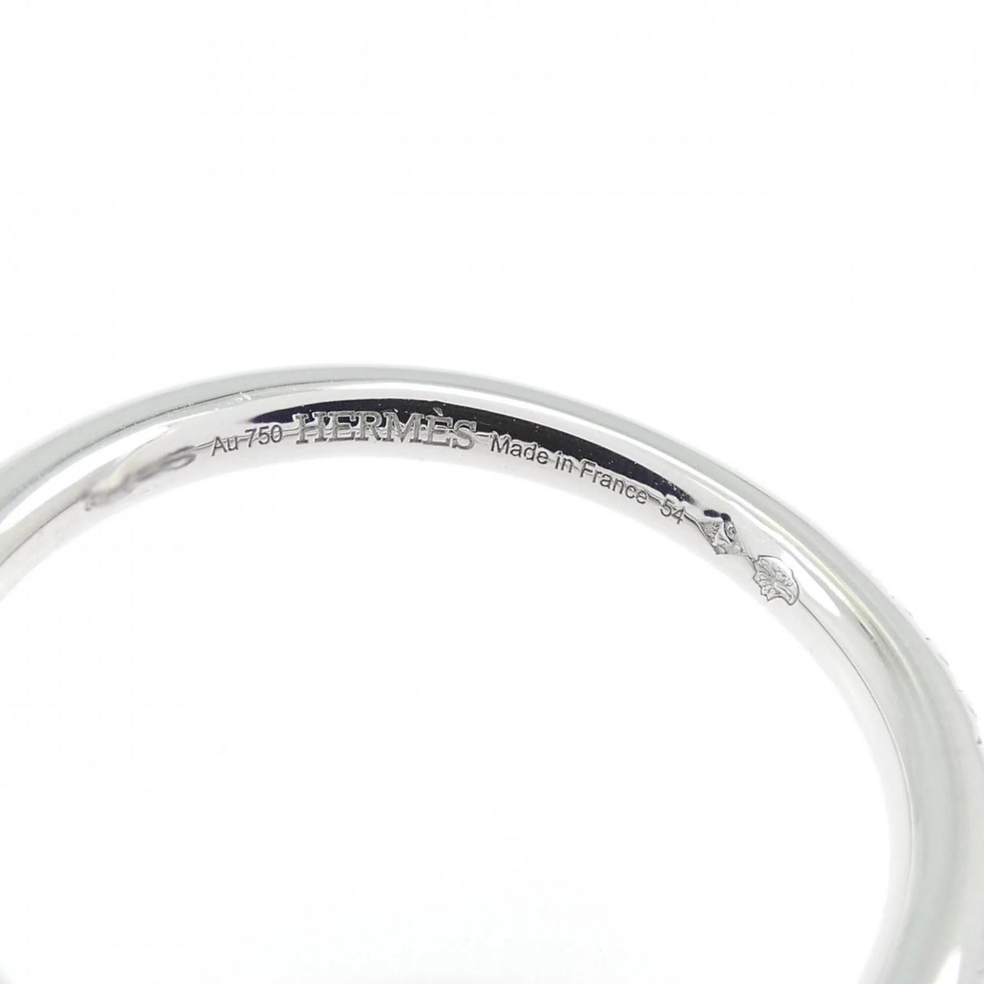 Echappé Ring 18K White Gold with Diamond - Image 4