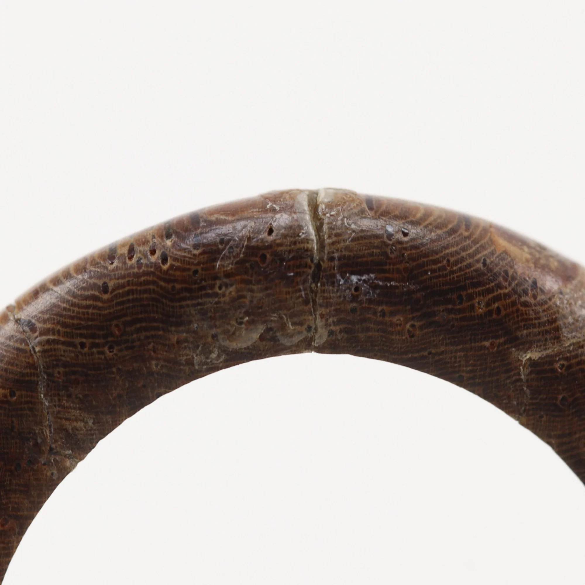 Sellier Ring Gold and Wood - Image 5