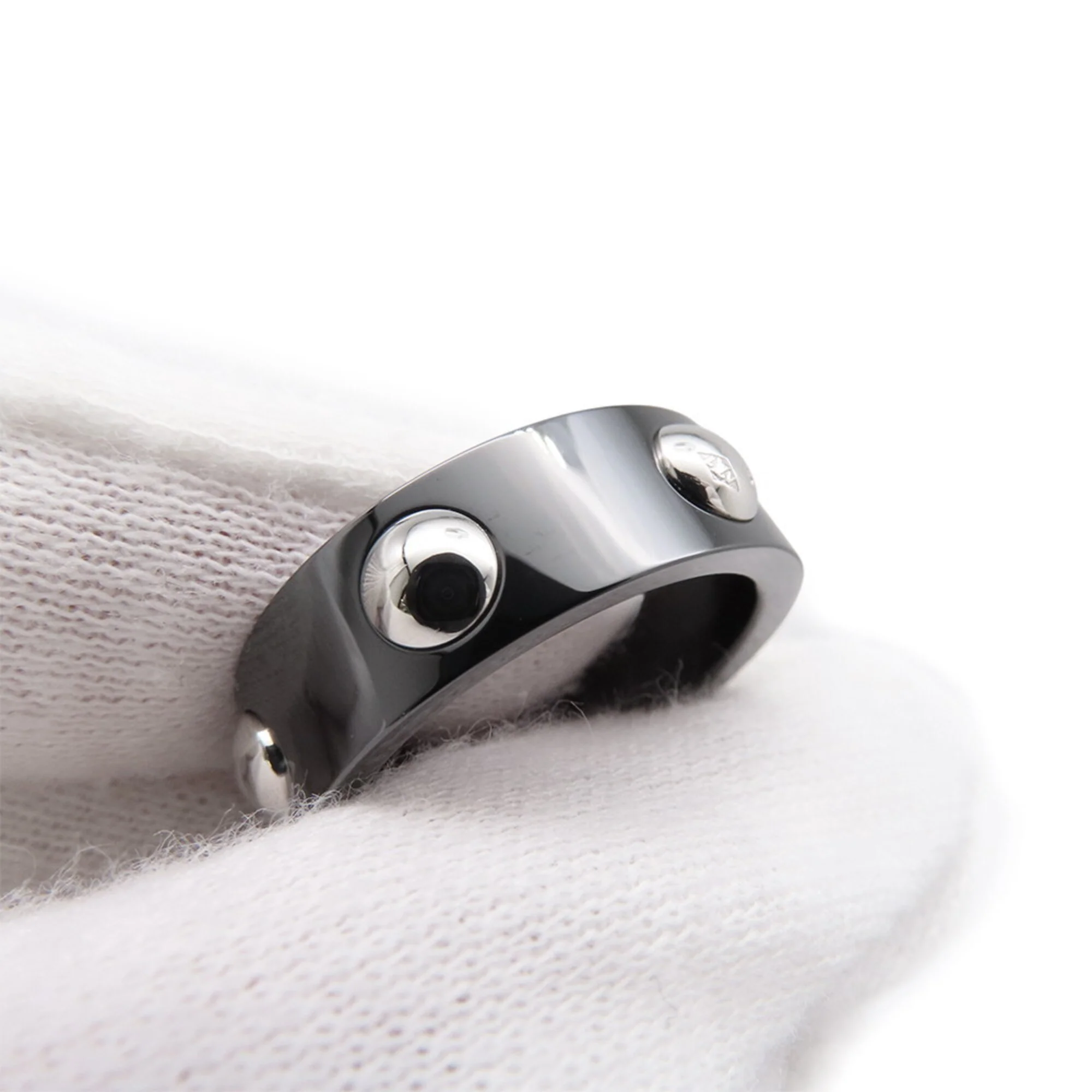 Band Ring Ceramic and Platinum - Image 5