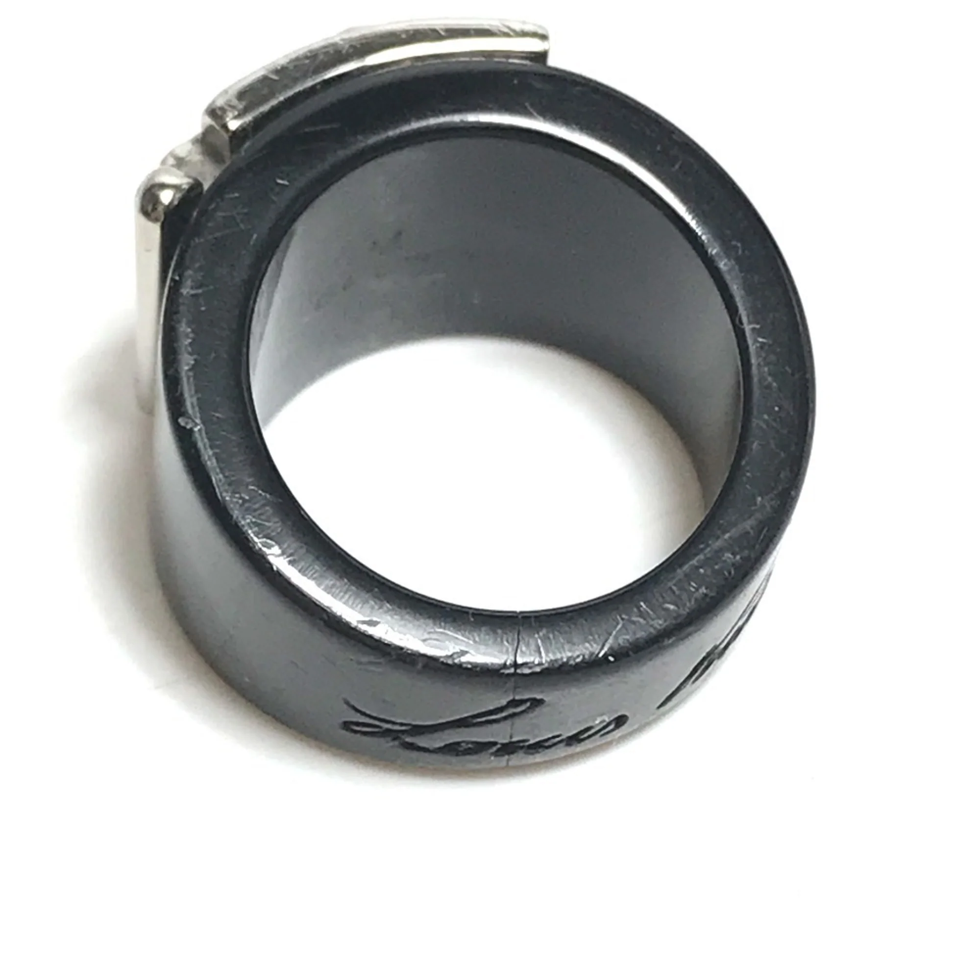 Band Ring Plastic Black and Silver - Image 3