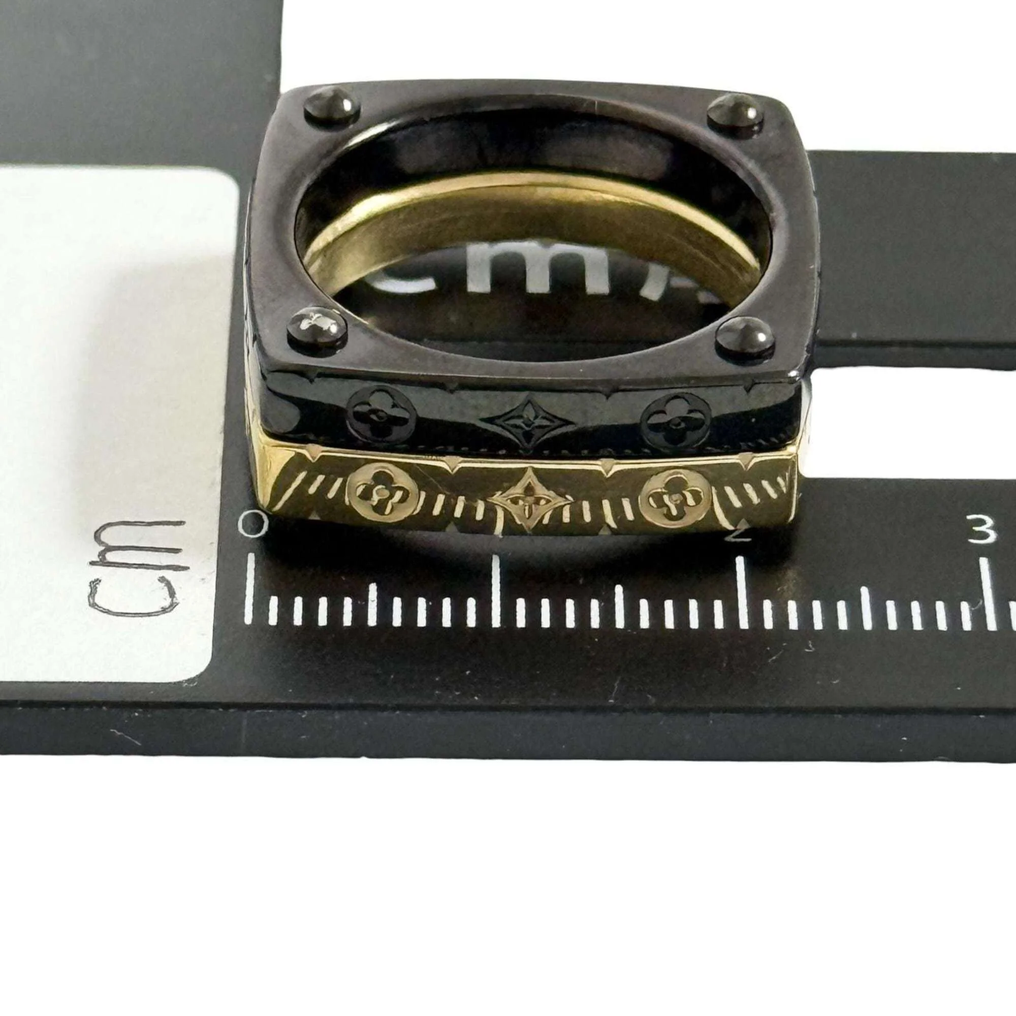 Monogram Bold Set Band Ring Metal - Image 8