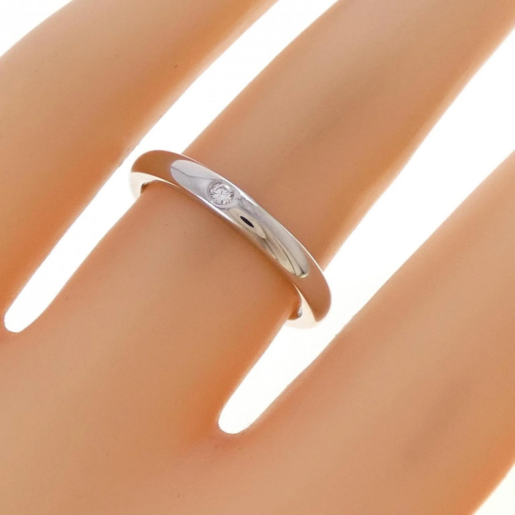 Band Ring Platinum with Diamond - Image 5