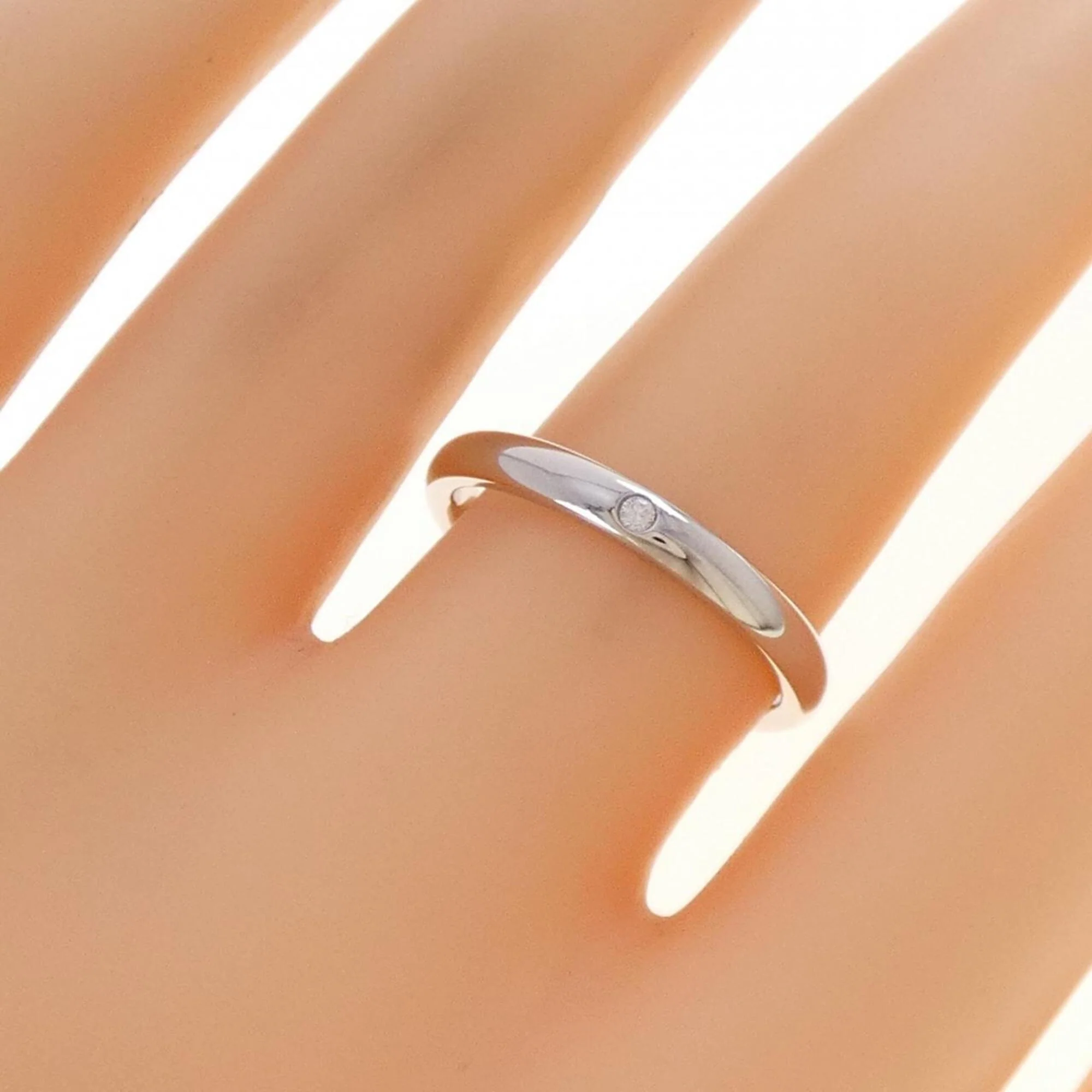 Band Ring Platinum with Diamond - Image 5
